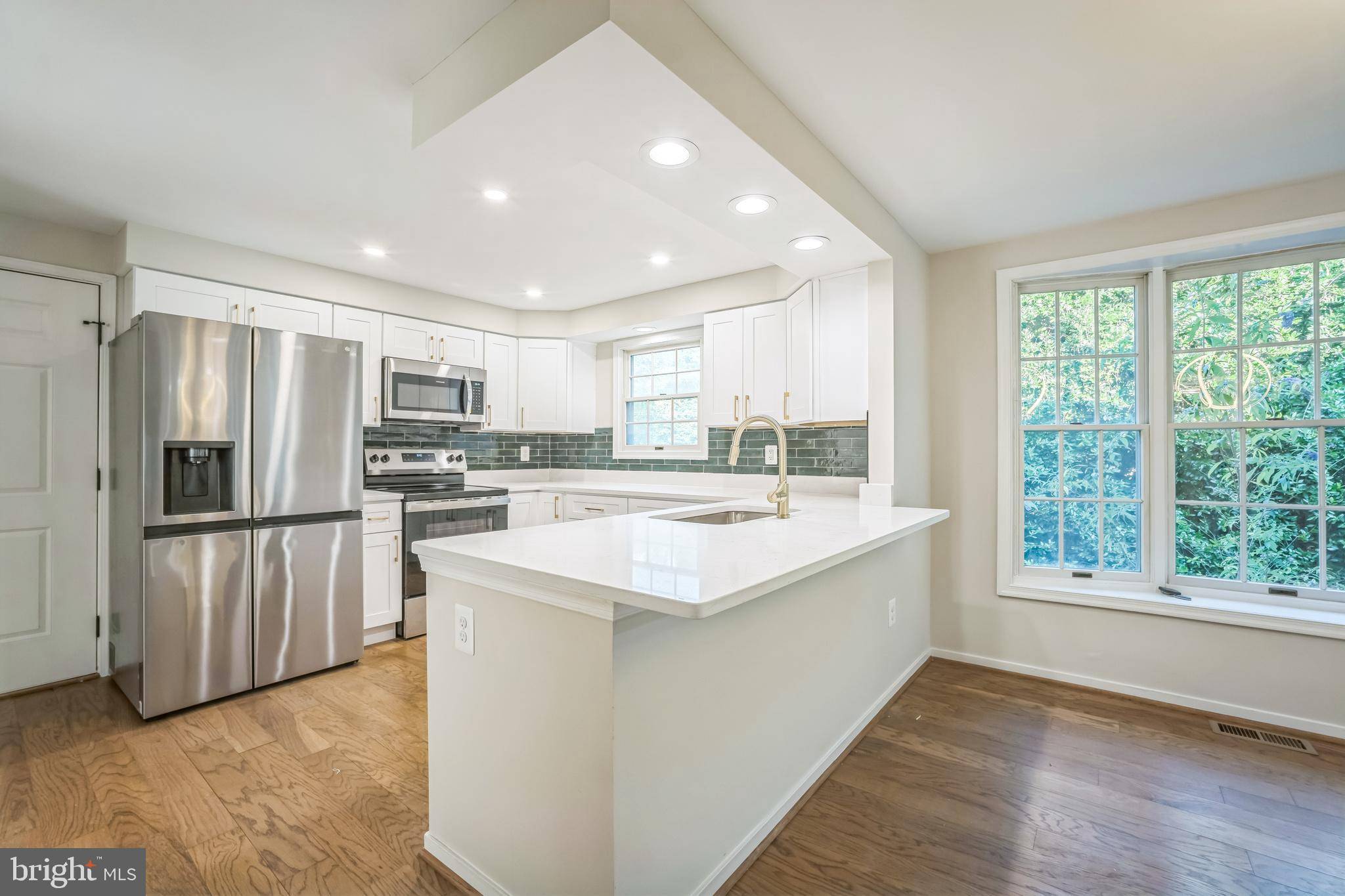 Centreville, VA 20120,13644 SHREVE ST