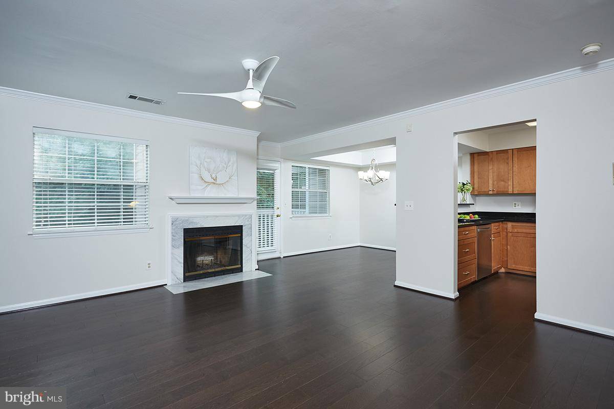 Rockville, MD 20852,5700 CHAPMAN MILL DR #210