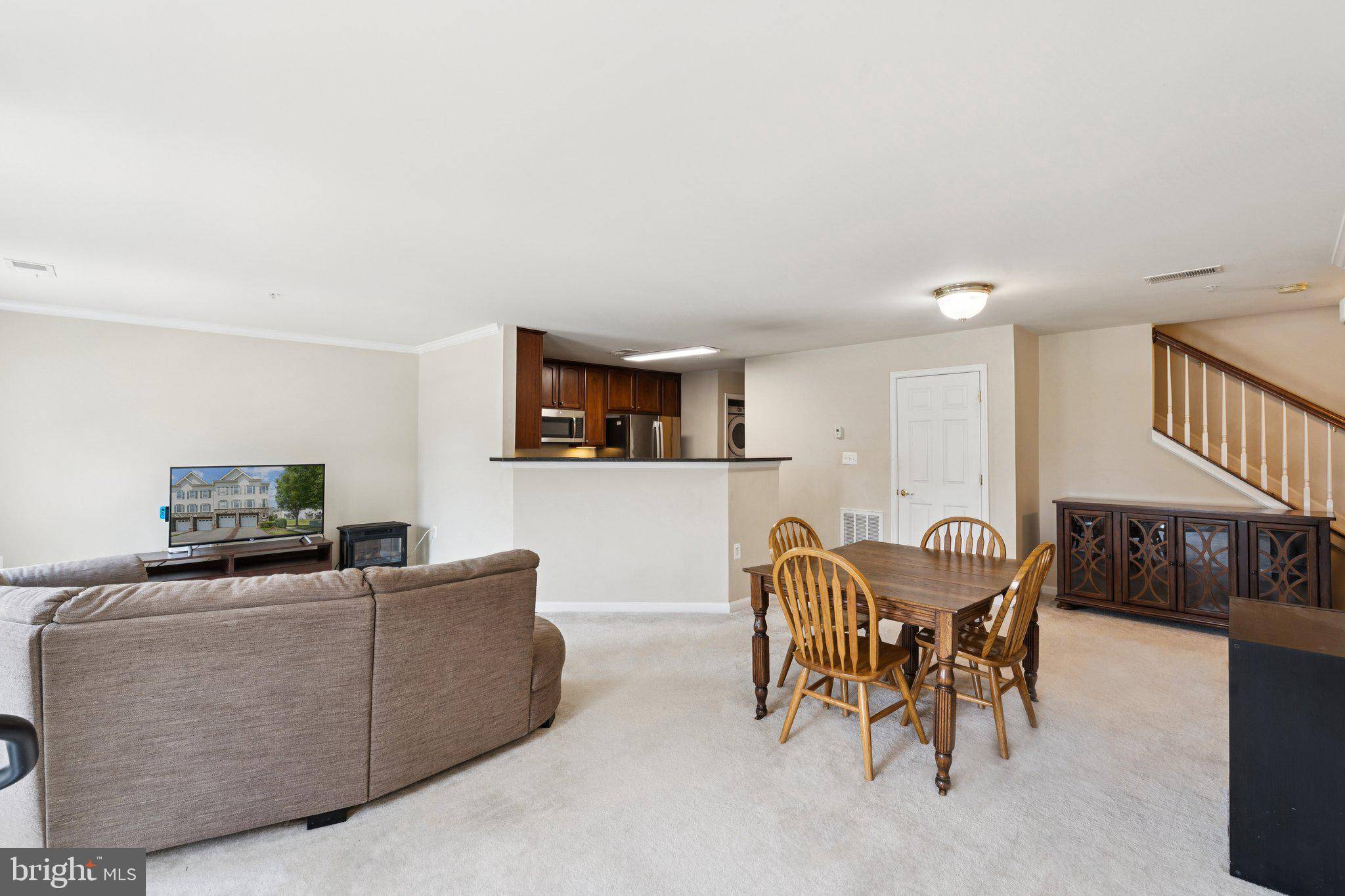 Woodbridge, VA 22191,2807 CHINKAPIN OAK LN