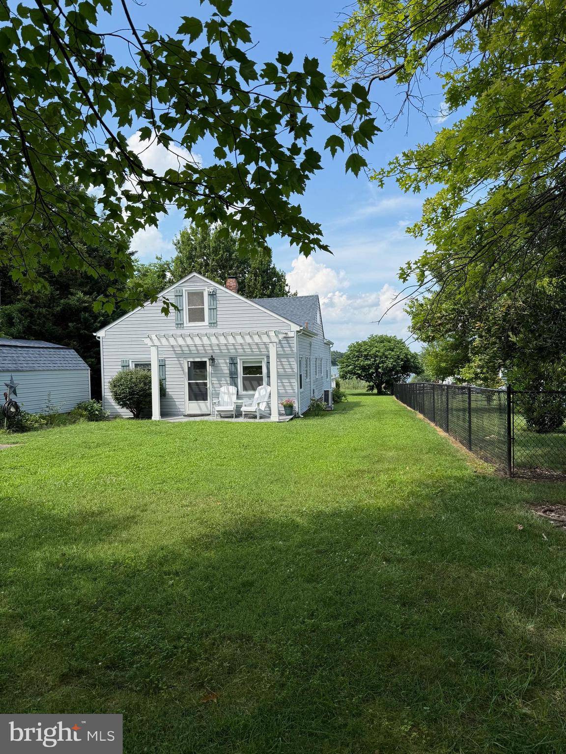 Cobb Island, MD 20625,12498 NEALE SOUND DR