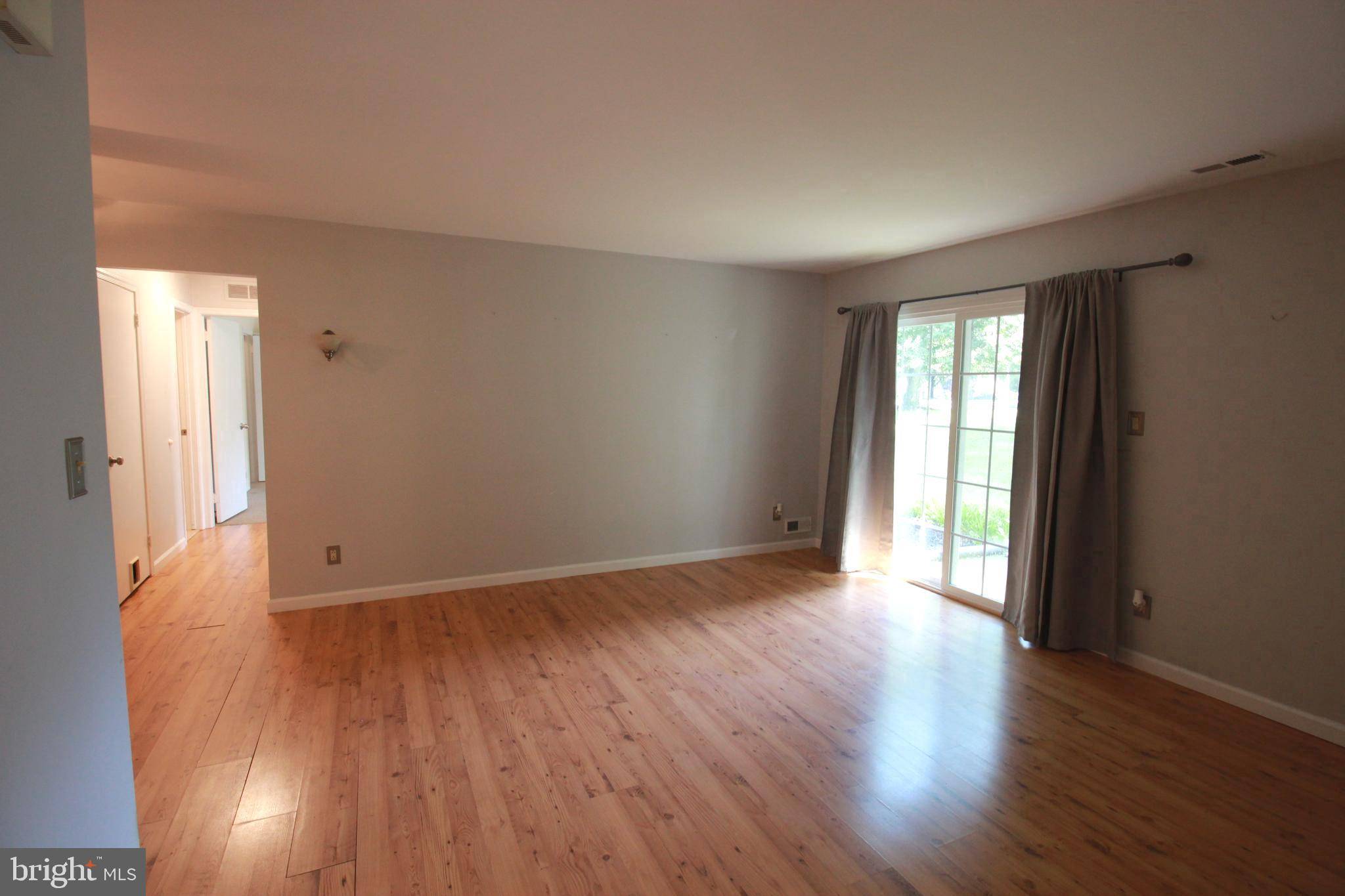 Mount Laurel, NJ 08054,207A DERRY HILL CT