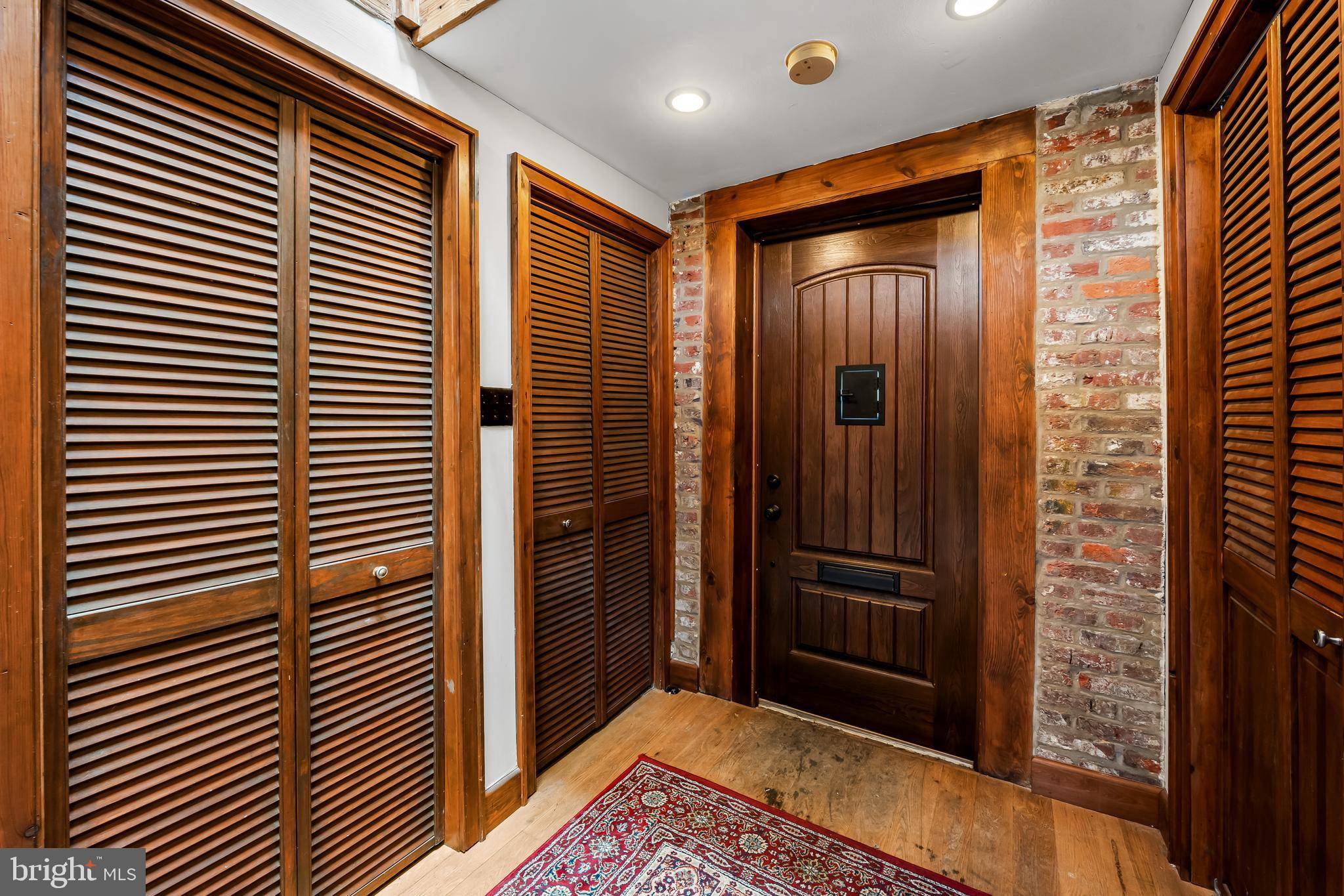 Baltimore, MD 21231,202-1 S CASTLE ST