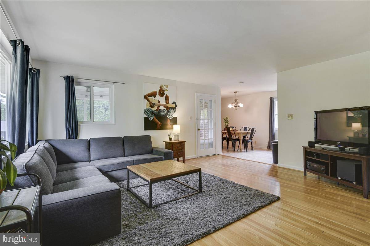 Falls Church, VA 22042,7315 MARC DR
