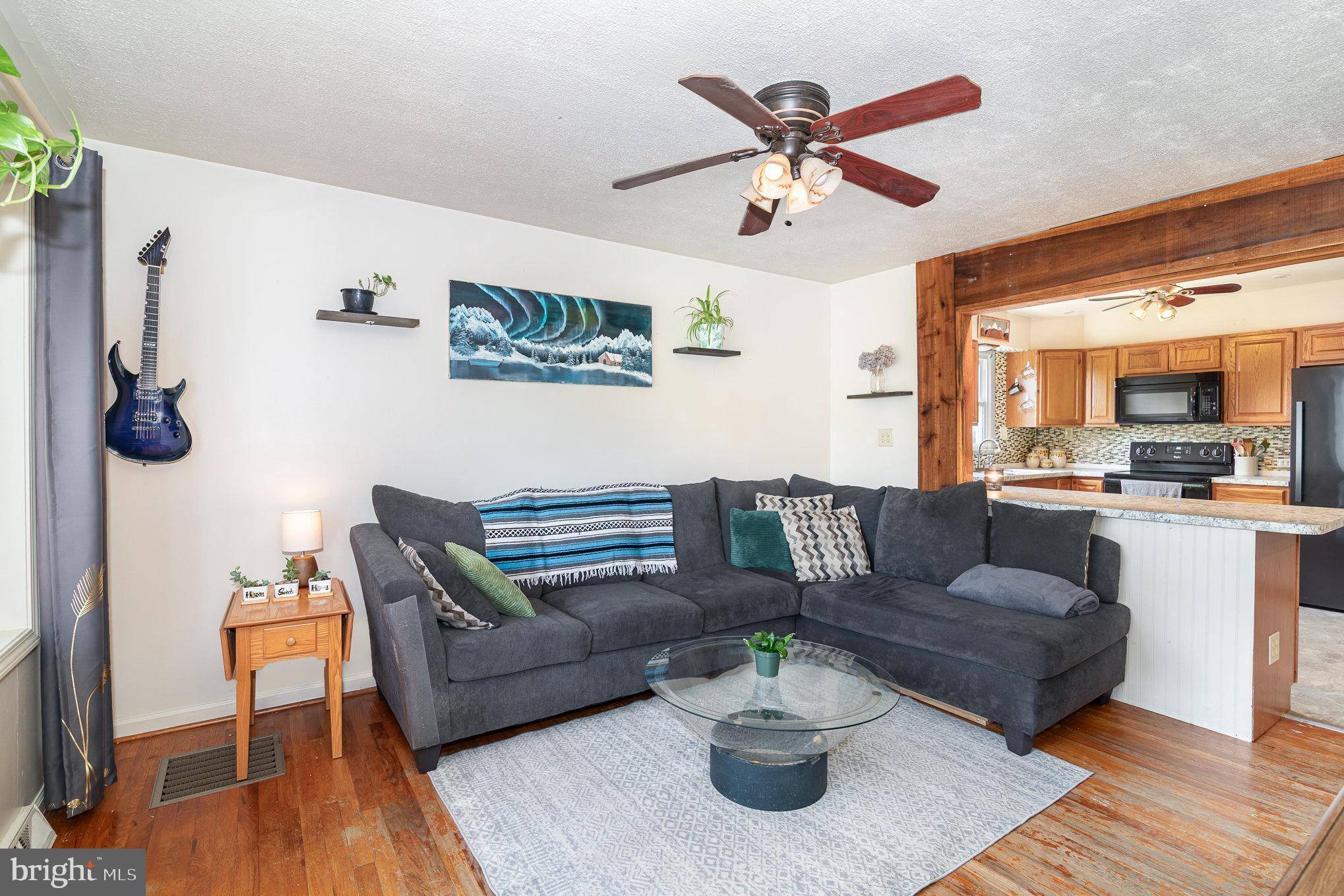 Harrisburg, PA 17112,7832 DEWEY DR
