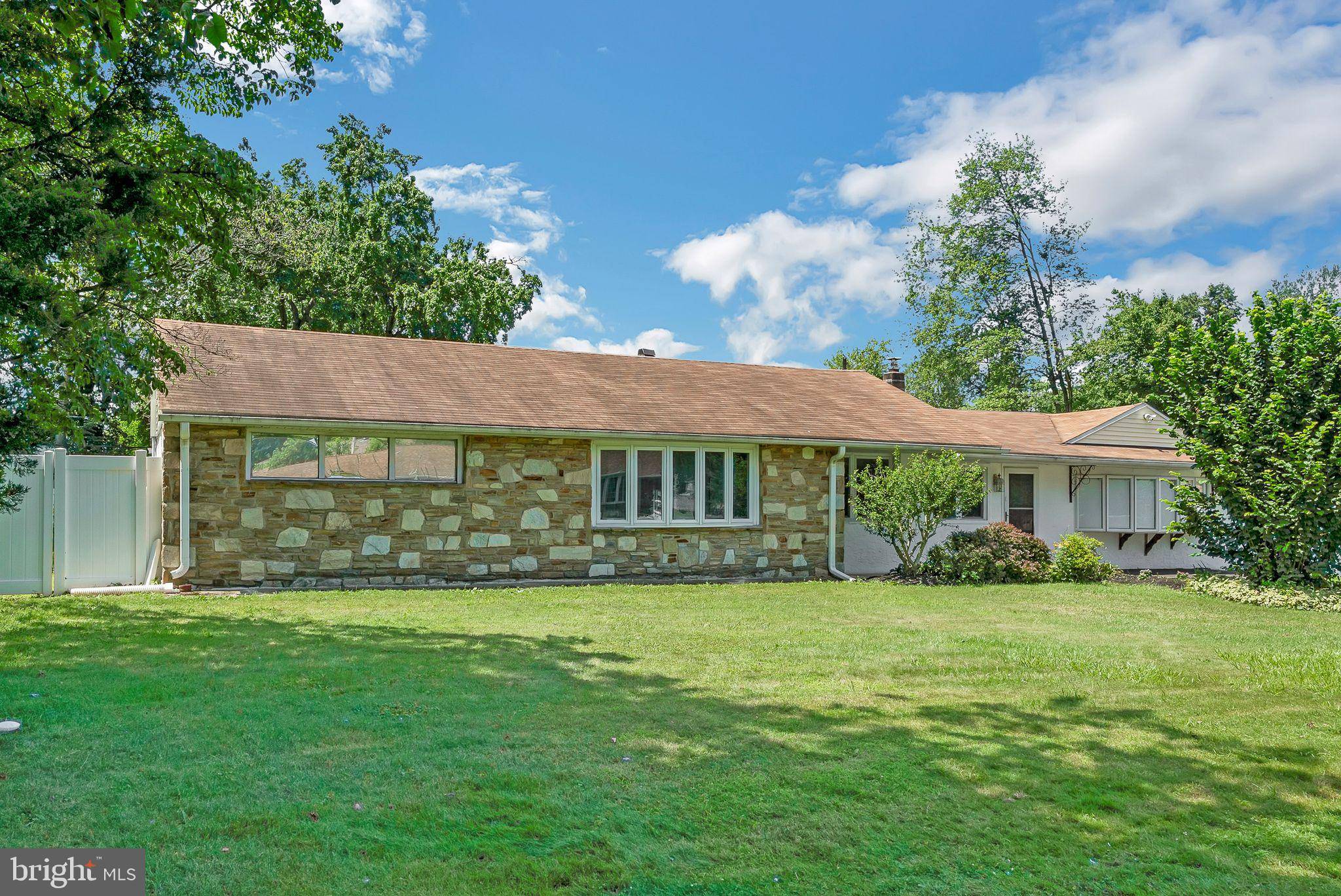Bensalem, PA 19020,1194 WAYLAND AVE