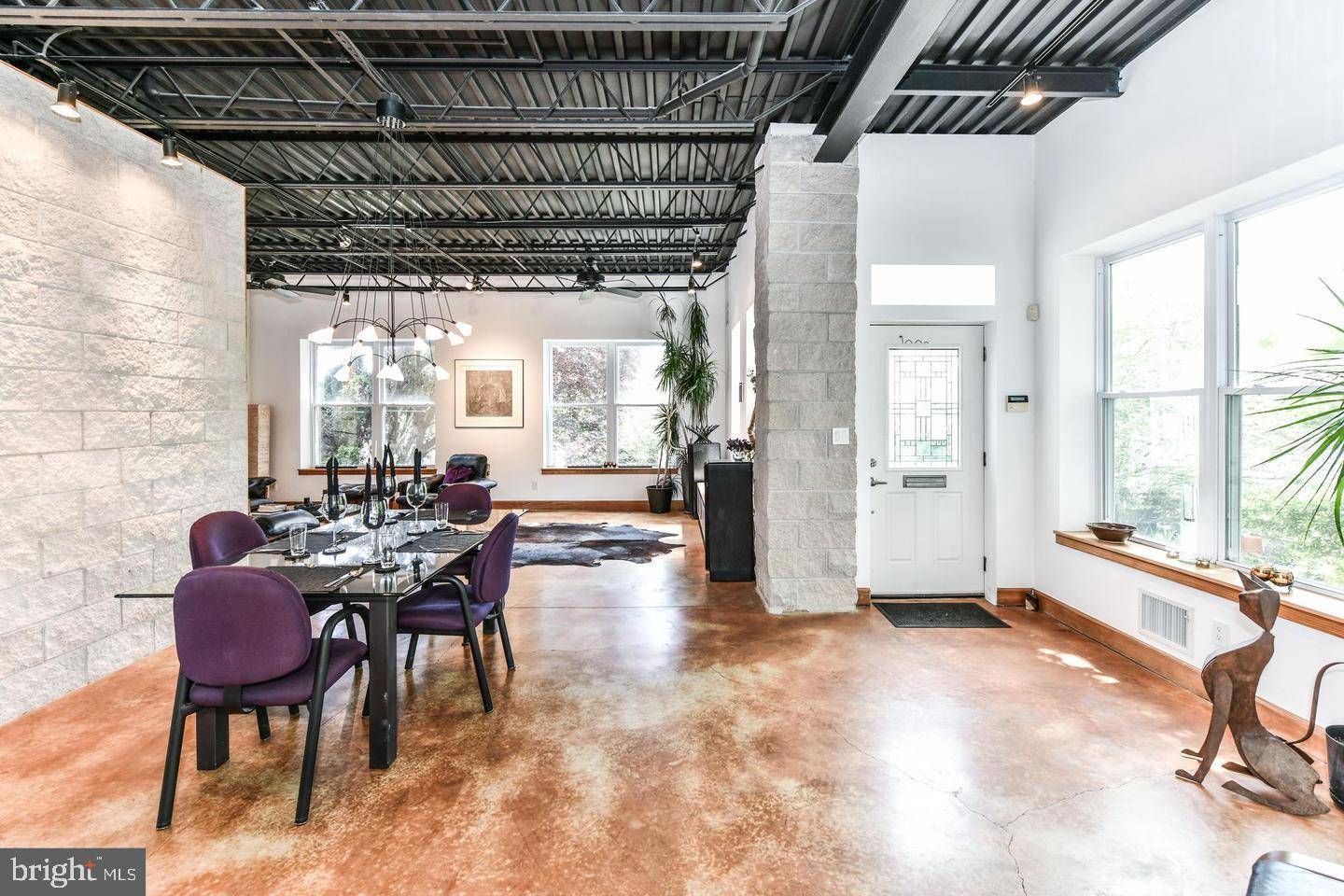 Arlington, VA 22207,2222 N EMERSON ST