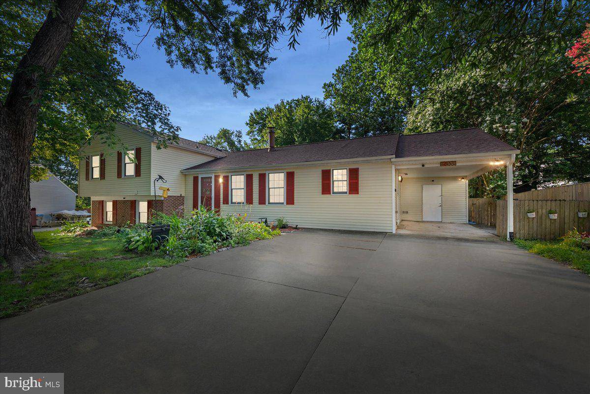 Centreville, VA 20120,15303 HARMONY HILL CT