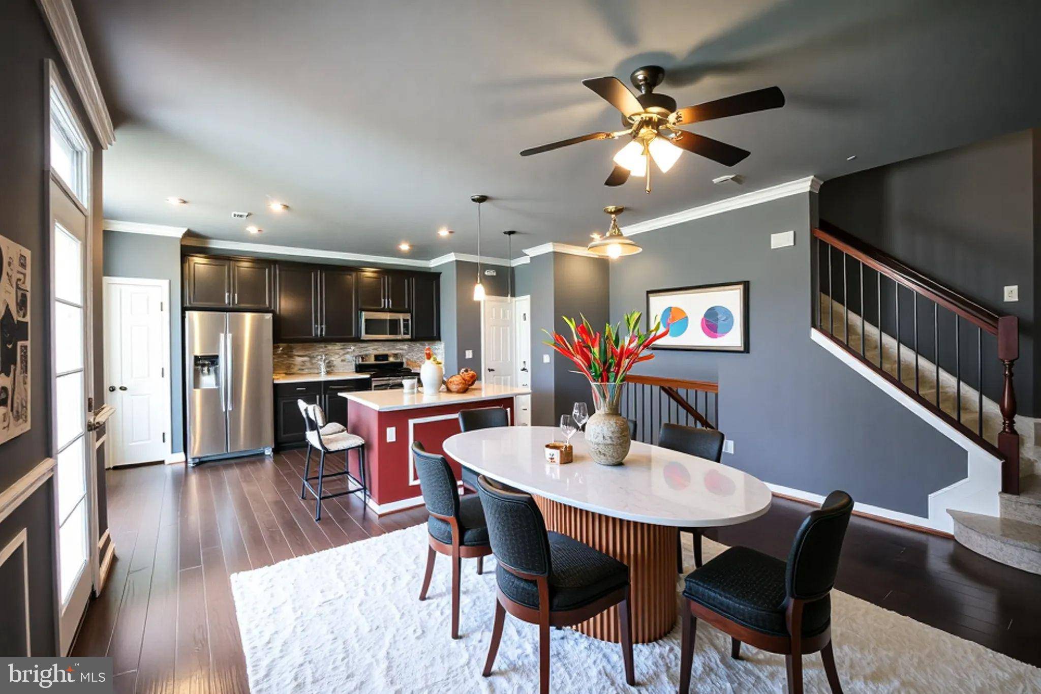 Chantilly, VA 20152,43368 TOWN GATE SQ