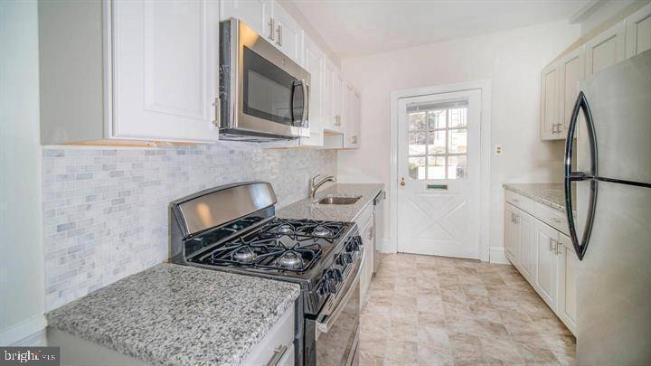 Wilmington, DE 19805,711 N BROOM ST #1