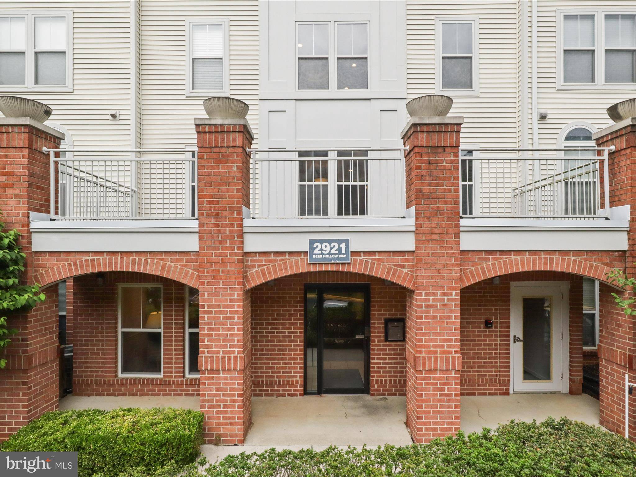 Fairfax, VA 22031,2921 DEER HOLLOW WAY #310