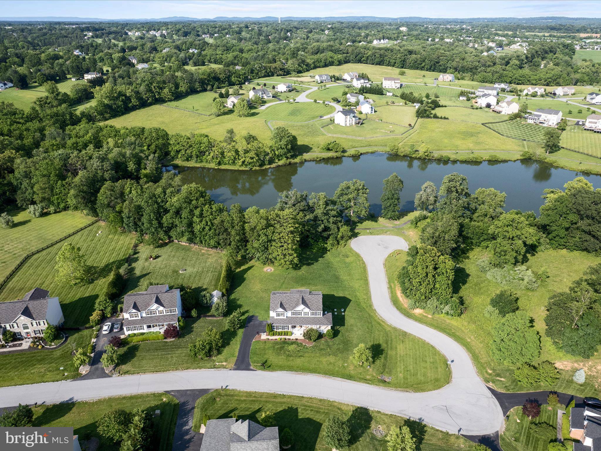 Purcellville, VA 20132,36522 WINDING OAK PL