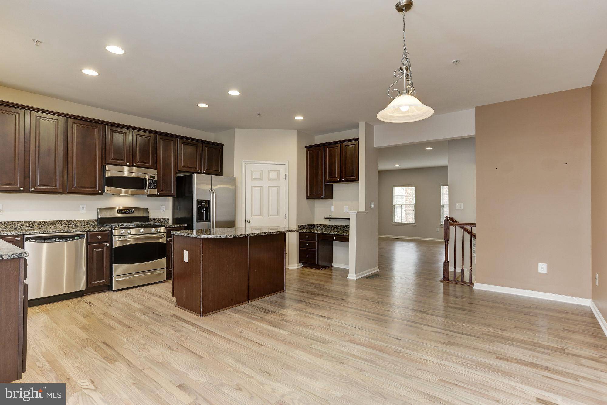 Ellicott City, MD 21042,9610 TORINO RD #66