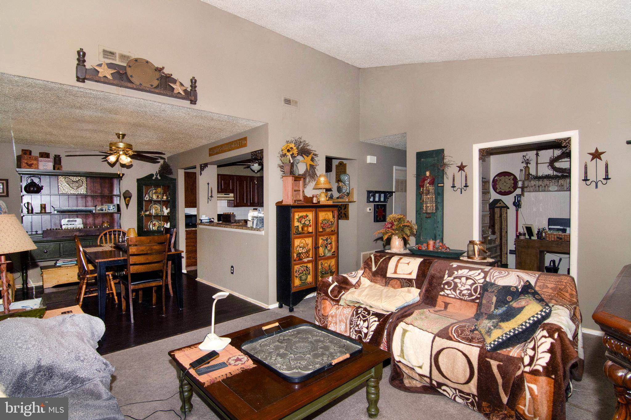 Lindenwold, NJ 08021,15 DOVER DR