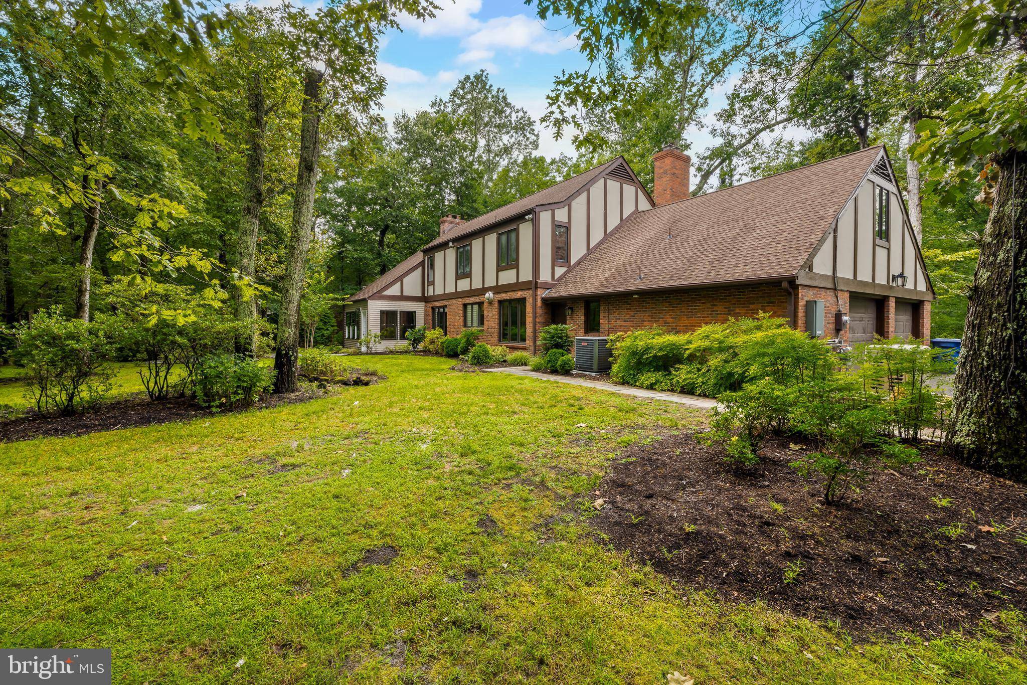 Medford, NJ 08055,14 E CENTENNIAL DR