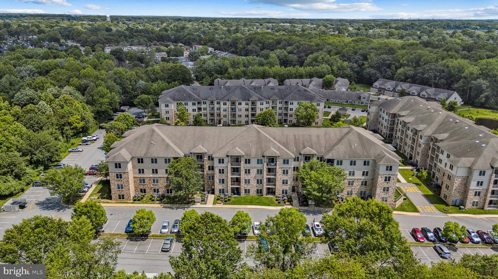 Newark, DE 19713,3000-UNIT FOUNTAINVIEW CIR #3311