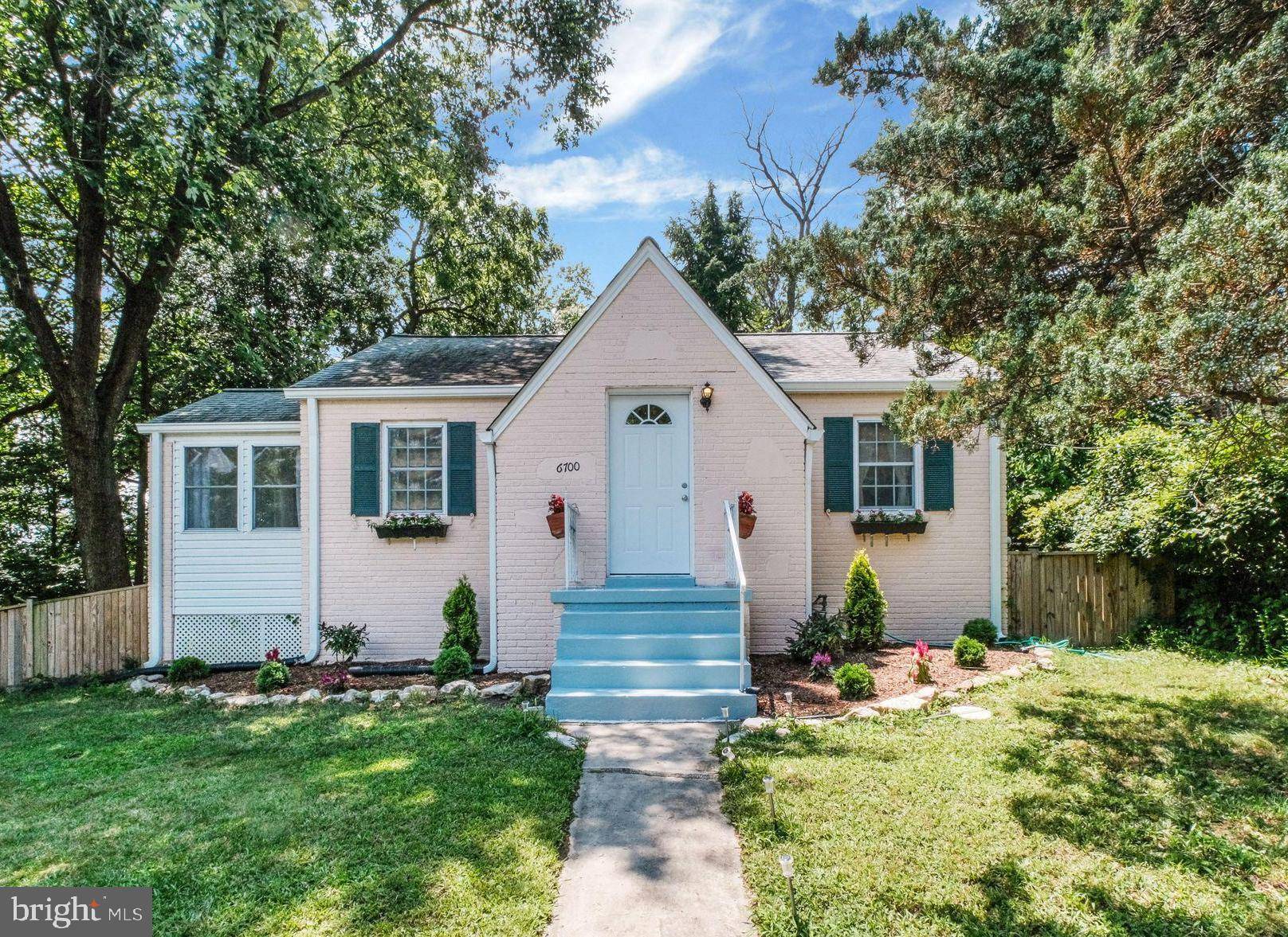 Takoma Park, MD 20912,6700 GUDE AVE