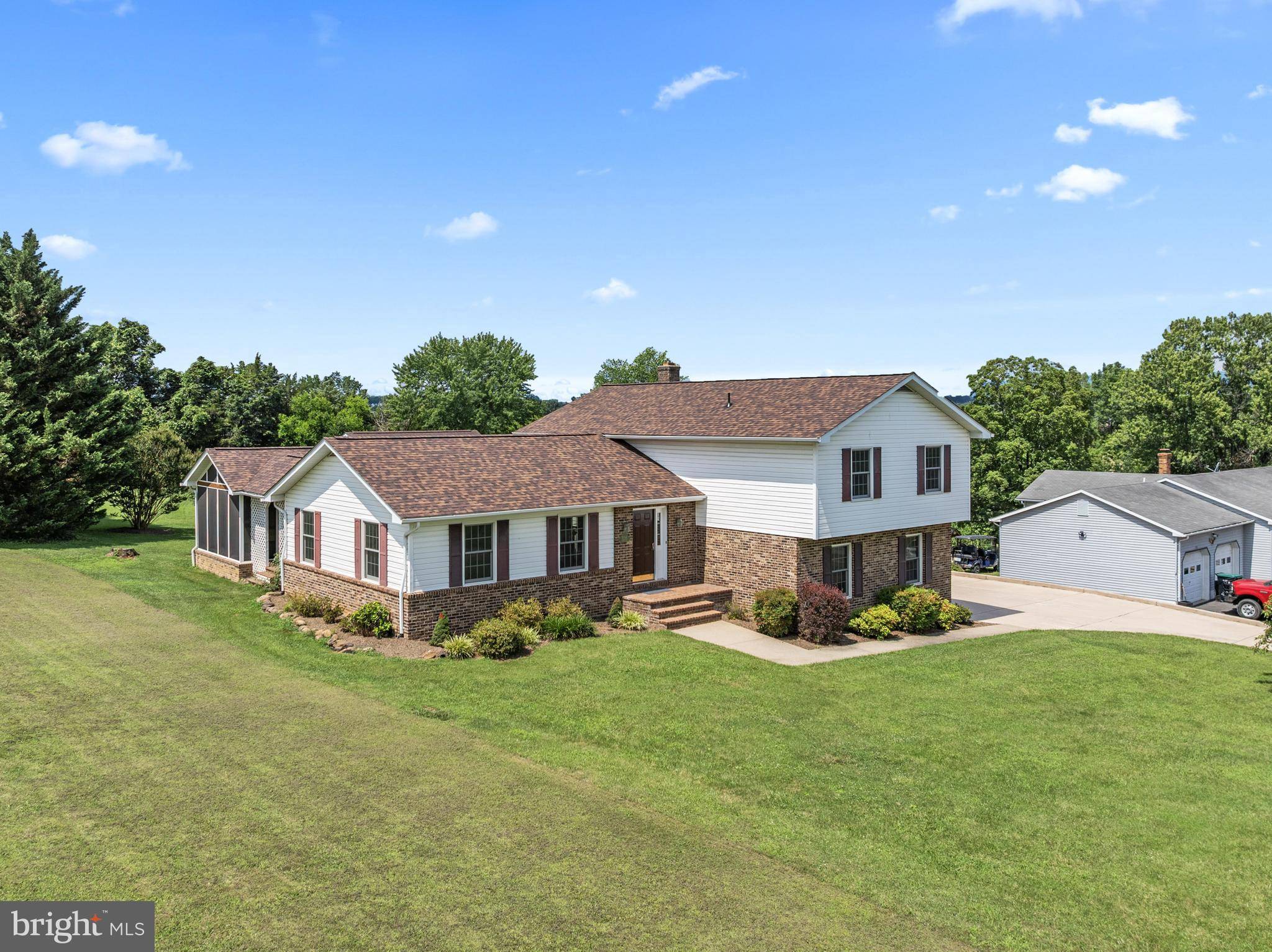 Woodstock, VA 22664,336 HOLLINGSWORTH RD