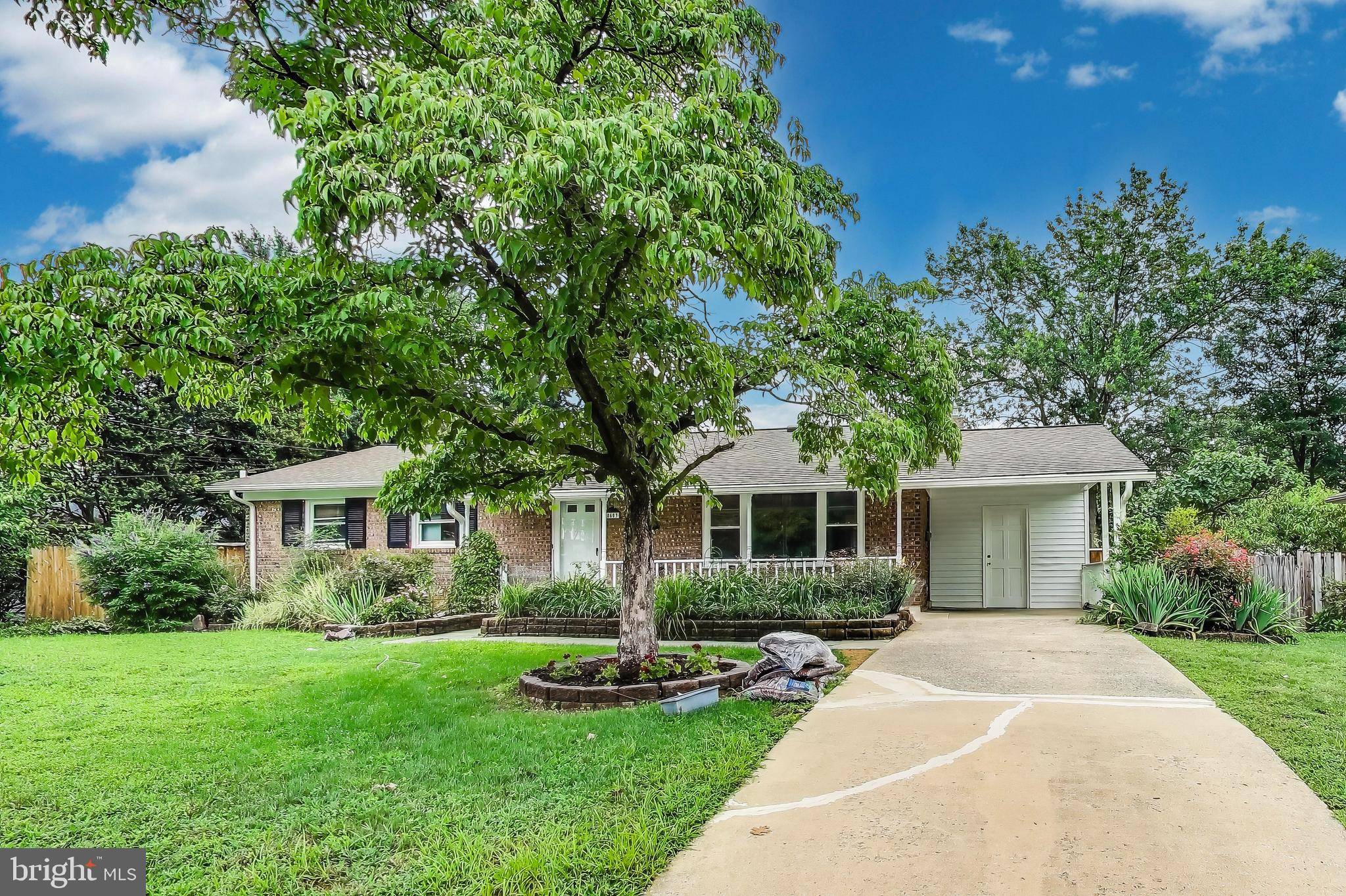 Potomac, MD 20854,8603 VICTORY LN
