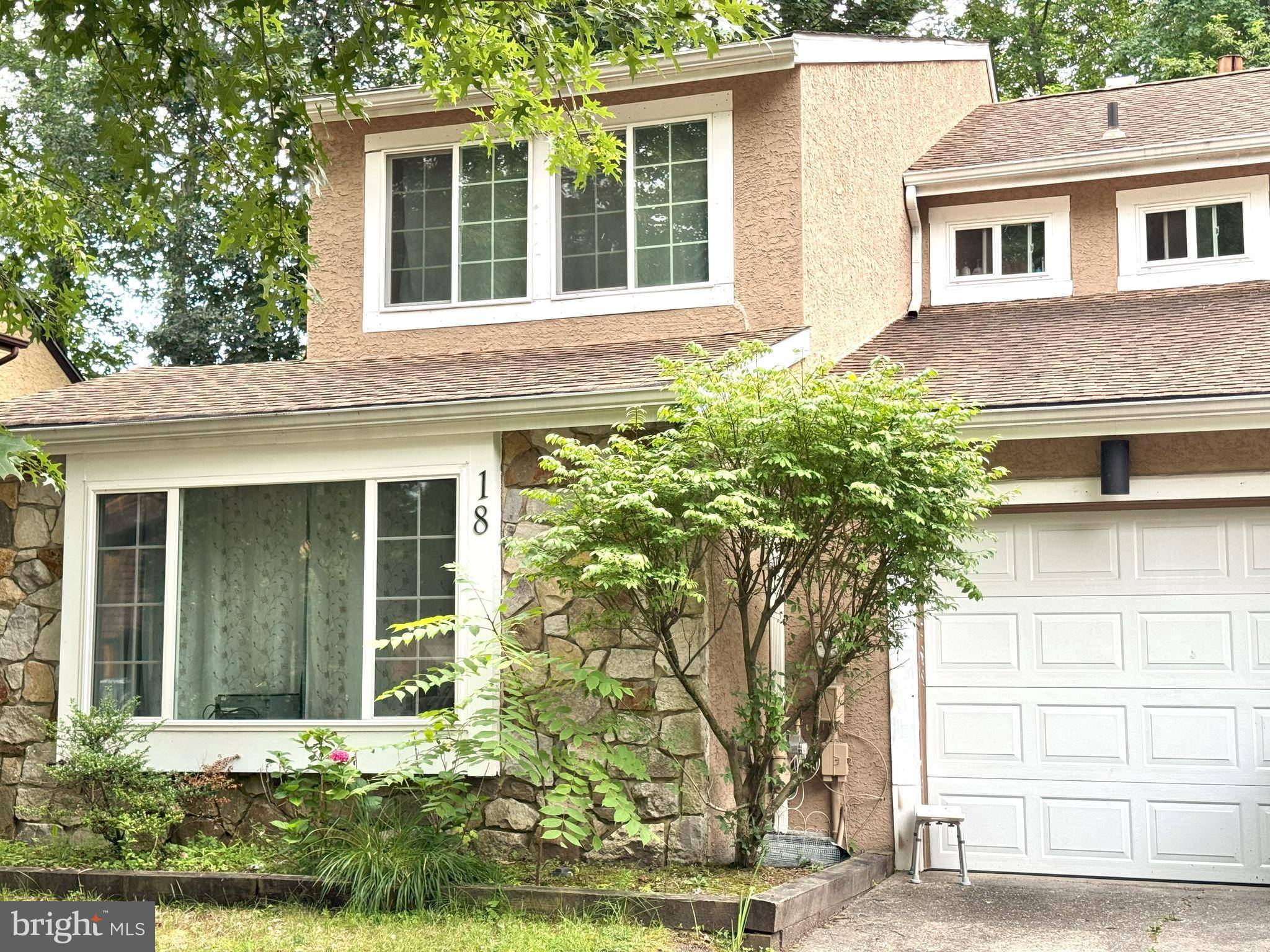 Voorhees, NJ 08043,18 GOSHAWK CT