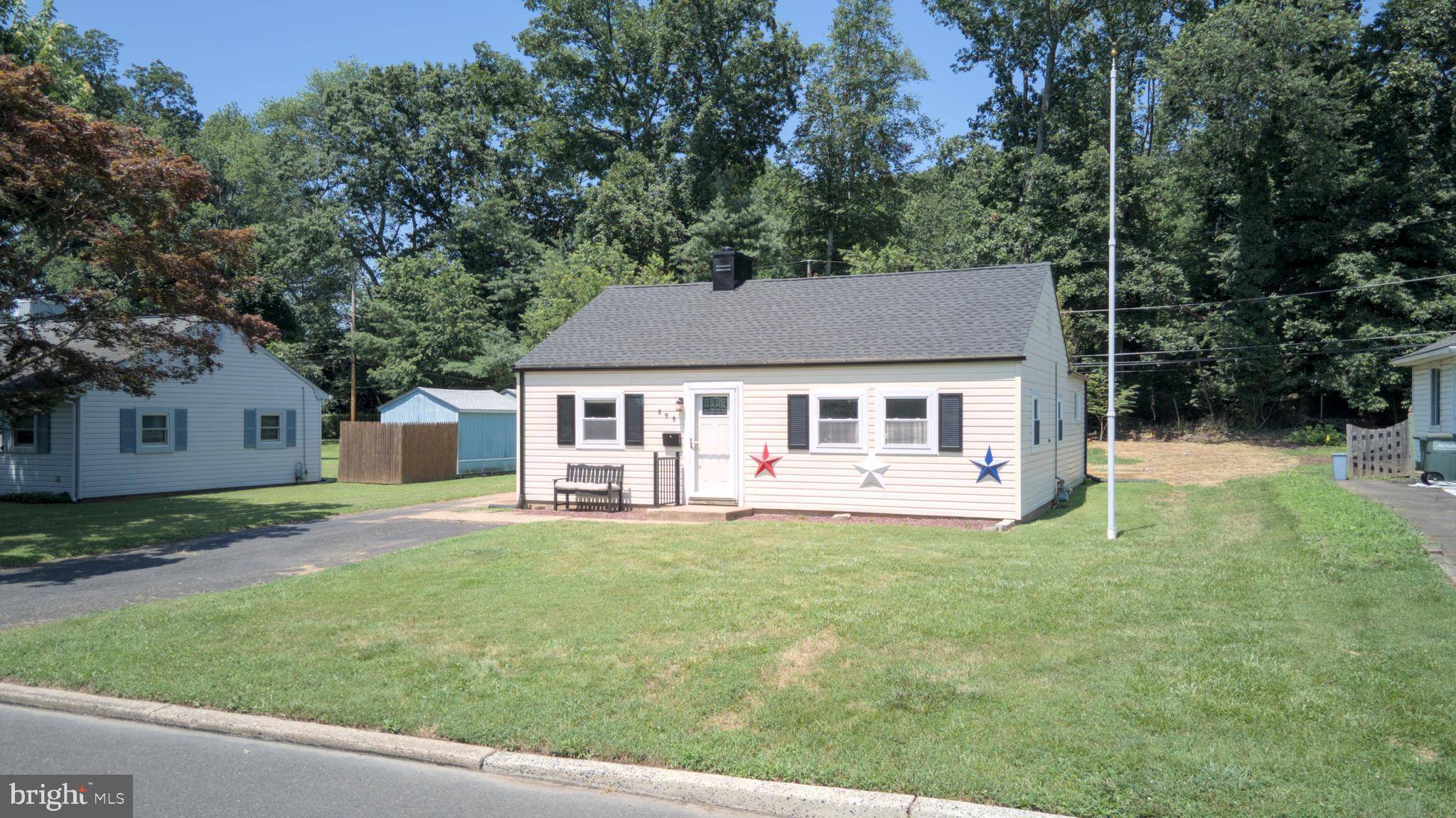 Southampton, PA 18966,898 WILLOPENN DR