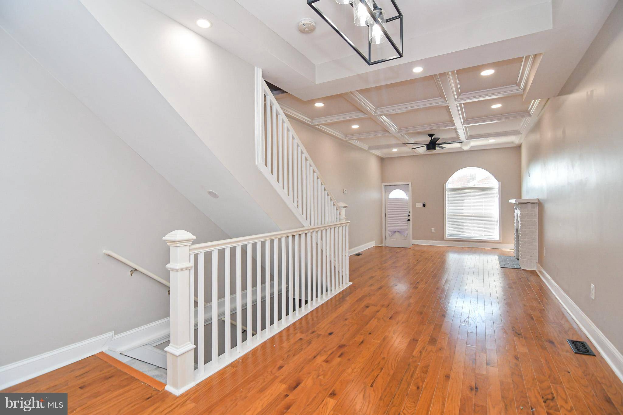 Baltimore, MD 21213,2644 E HOFFMAN ST
