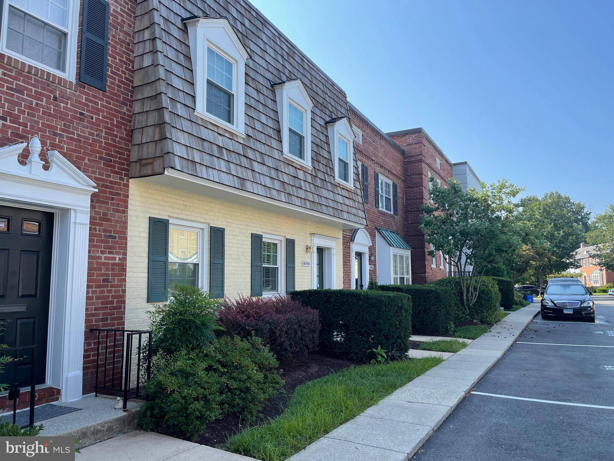 Chevy Chase, MD 20815,6747 KENWOOD FOREST LN #34