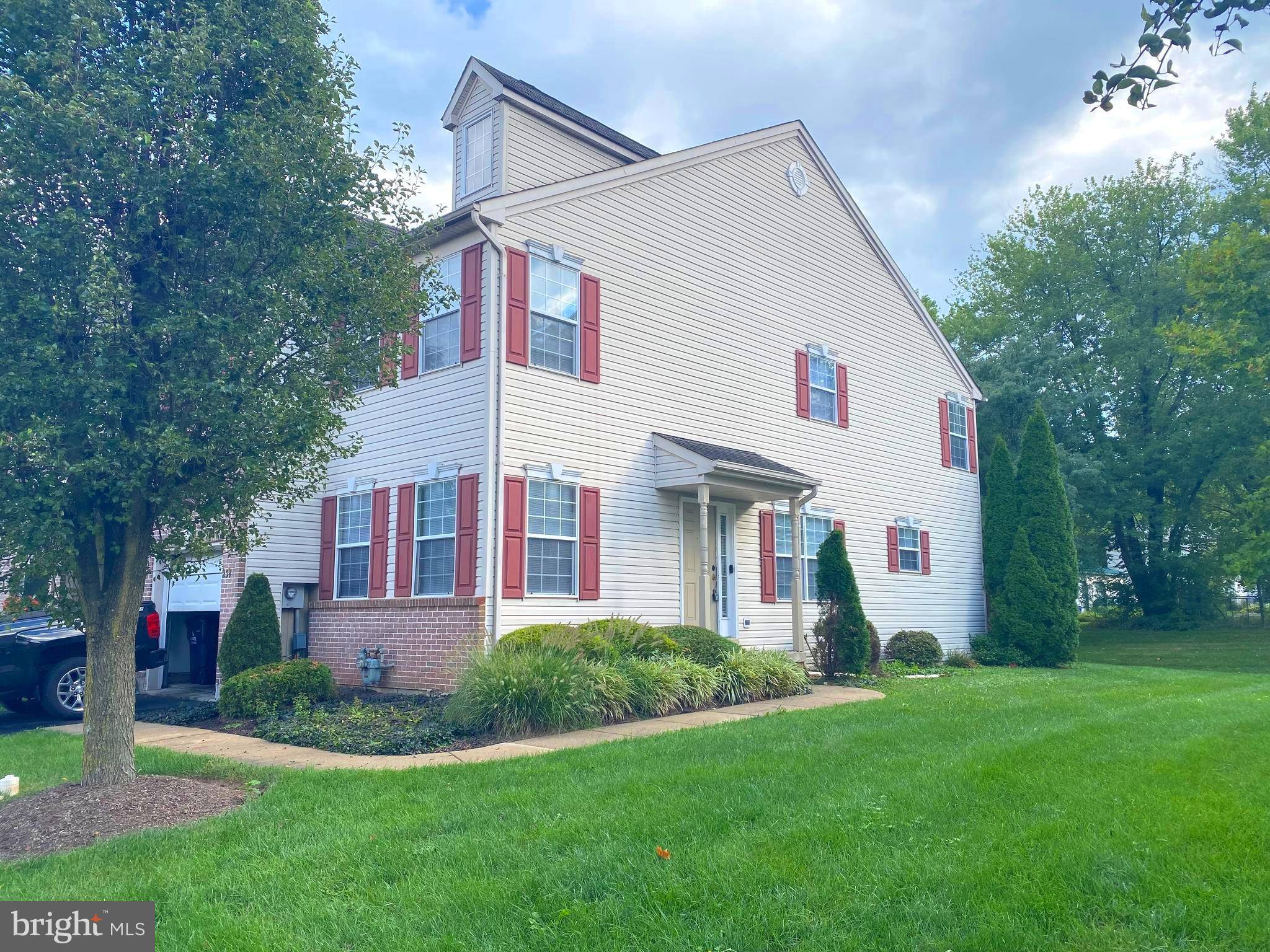 Hatfield, PA 19440,234 LARKSPUR LN