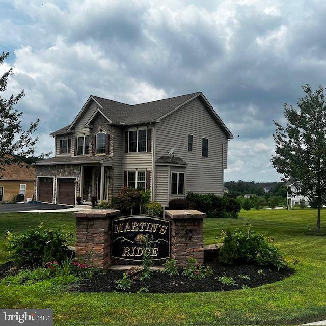 Hanover, PA 17331,2 MARTINS RIDGE DR