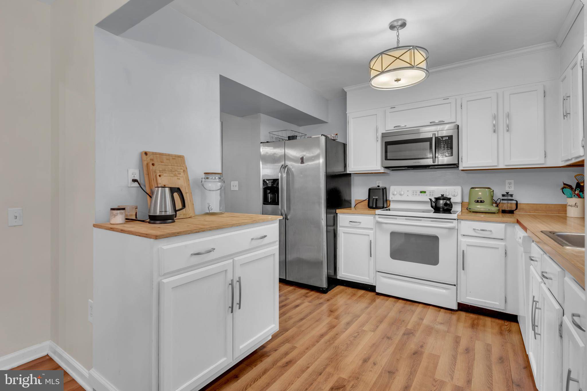 Waldorf, MD 20602,3102 GIDEON CT
