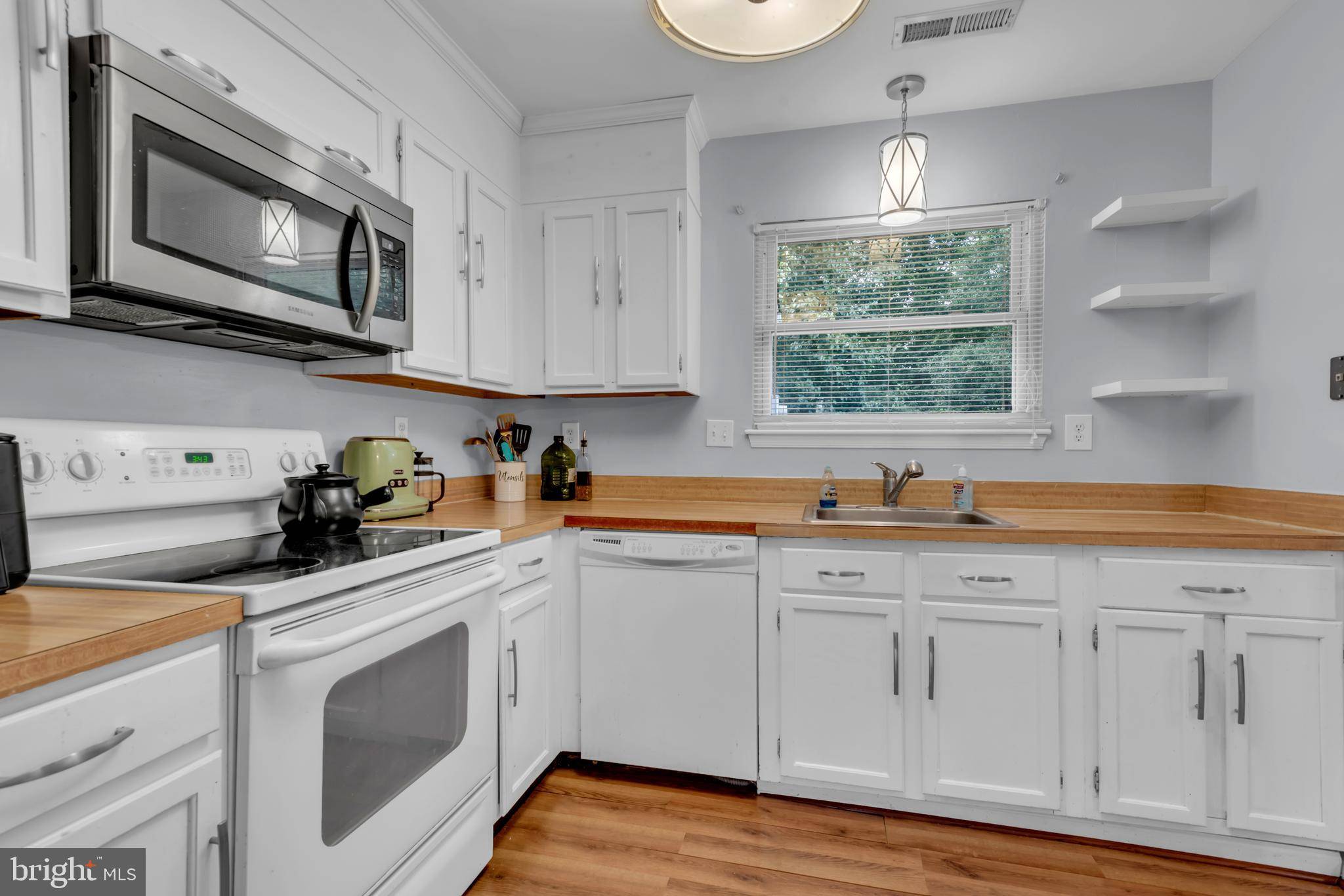 Waldorf, MD 20602,3102 GIDEON CT