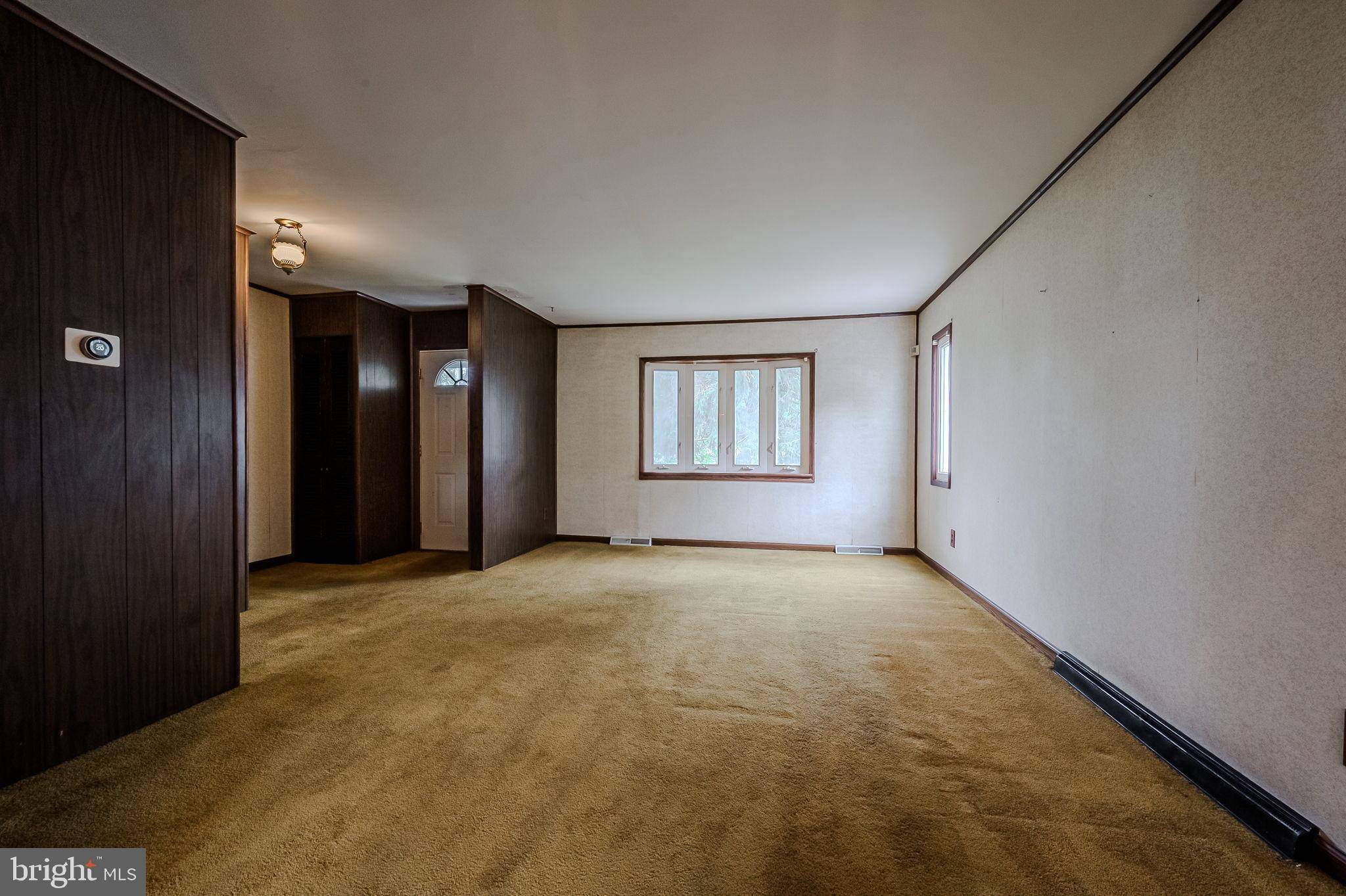 Claymont, DE 19703,167 W SHELLEY DR