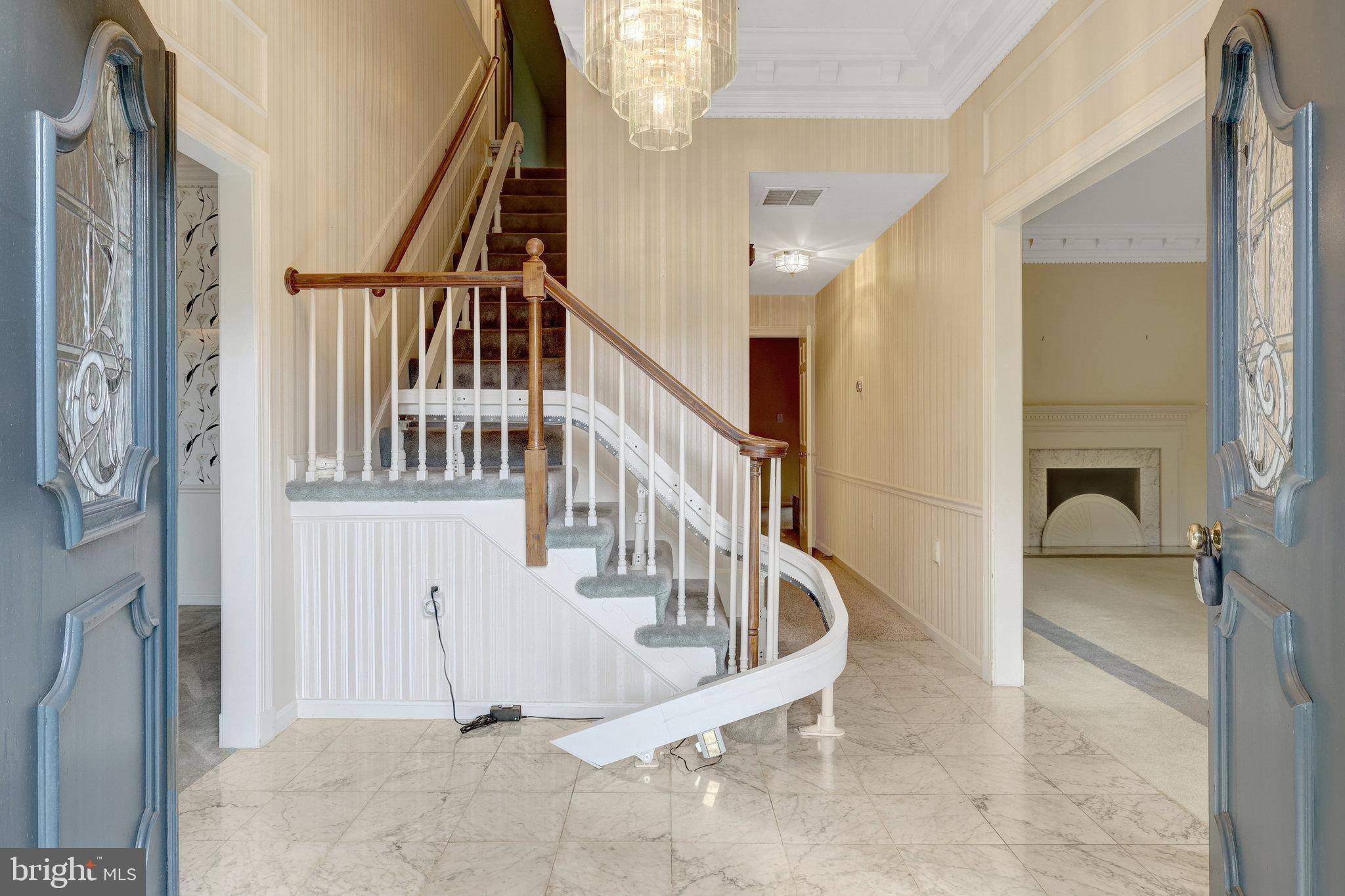 Mclean, VA 22101,1468 HIGHWOOD DR