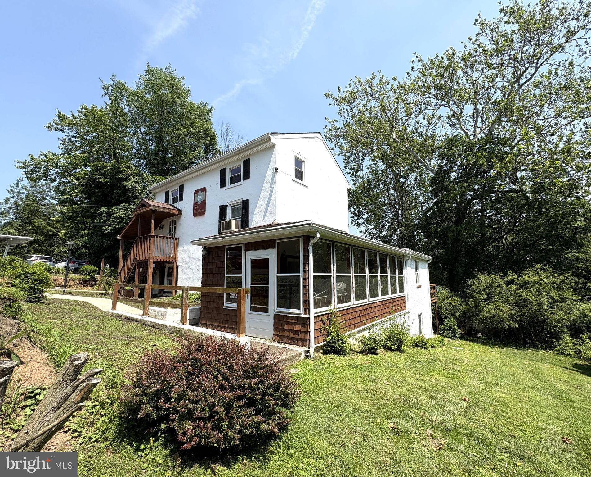 Blue Bell, PA 19422,1664 DEKALB PIKE