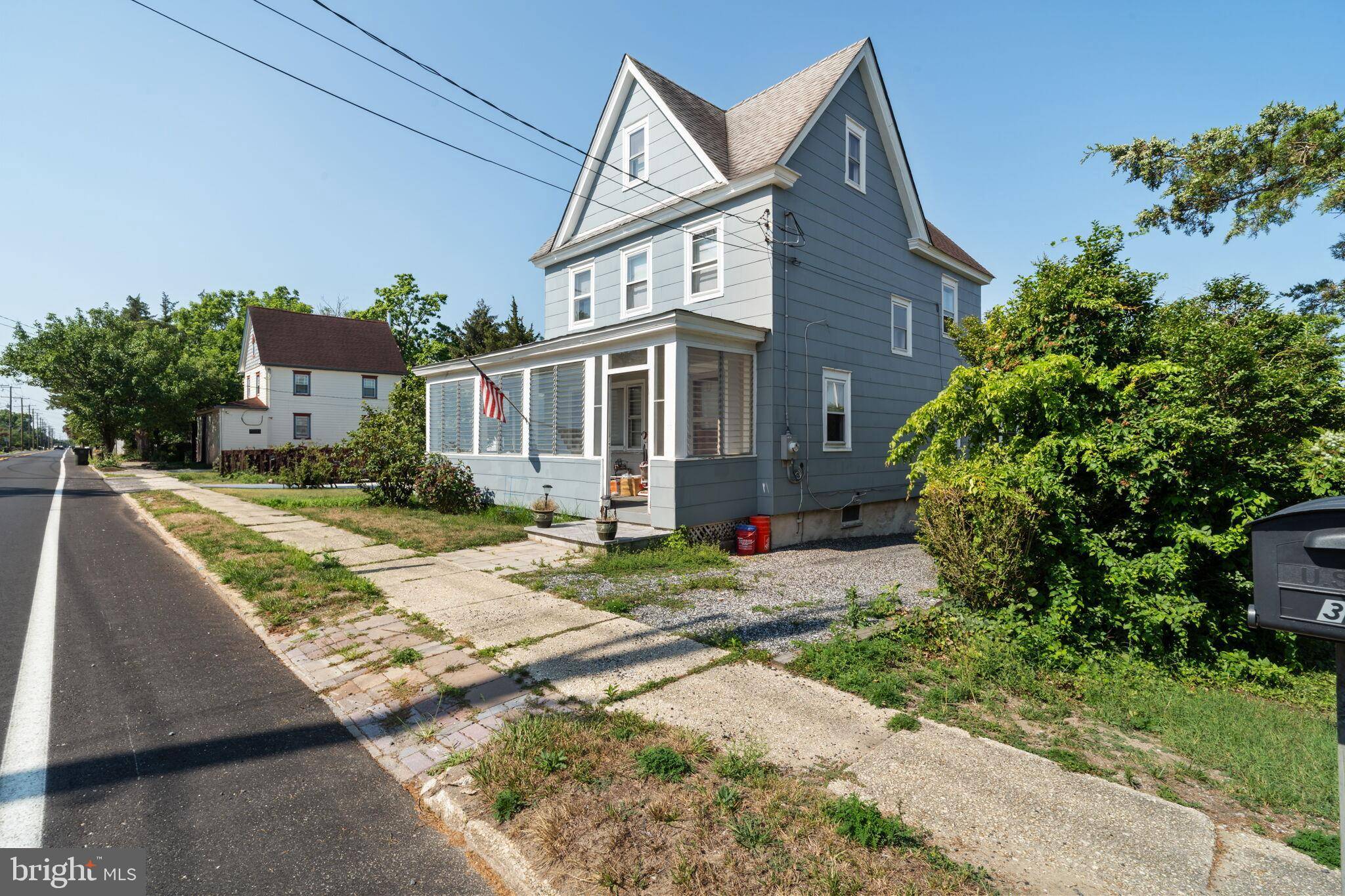 Tuckerton, NJ 08087,370 S GREEN ST