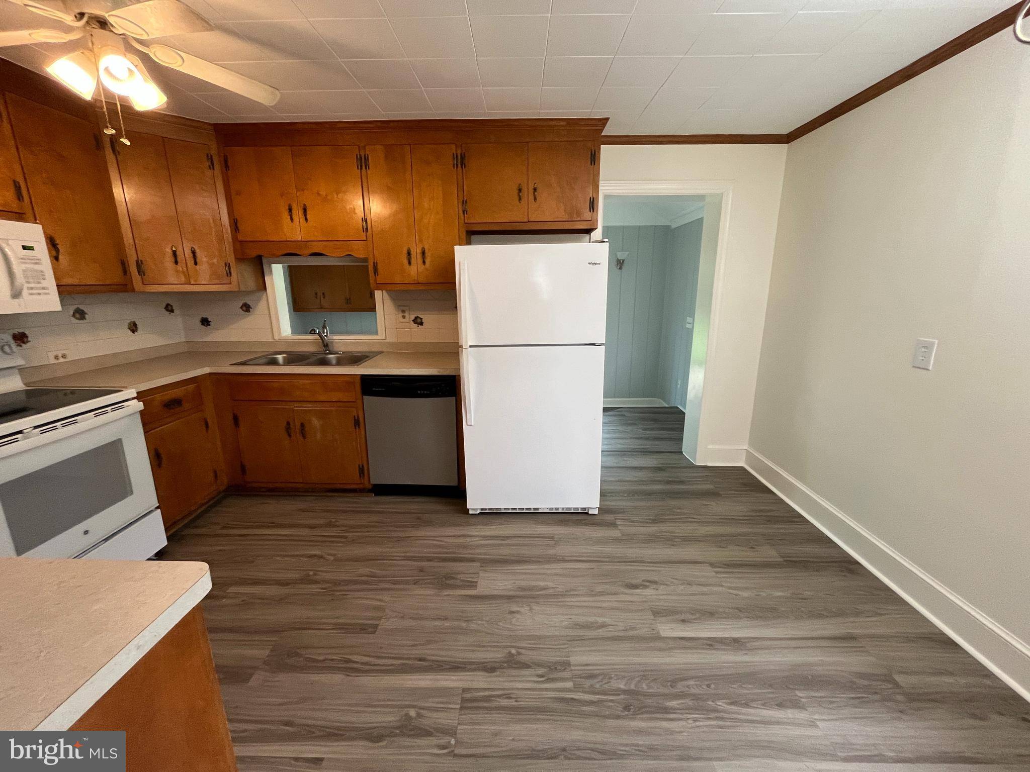 Orange, VA 22960,220 S BLUE RIDGE DR