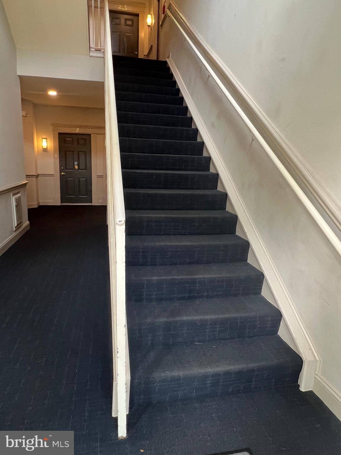 Fairfax, VA 22030,11322 WESTBROOK MILL LN #204