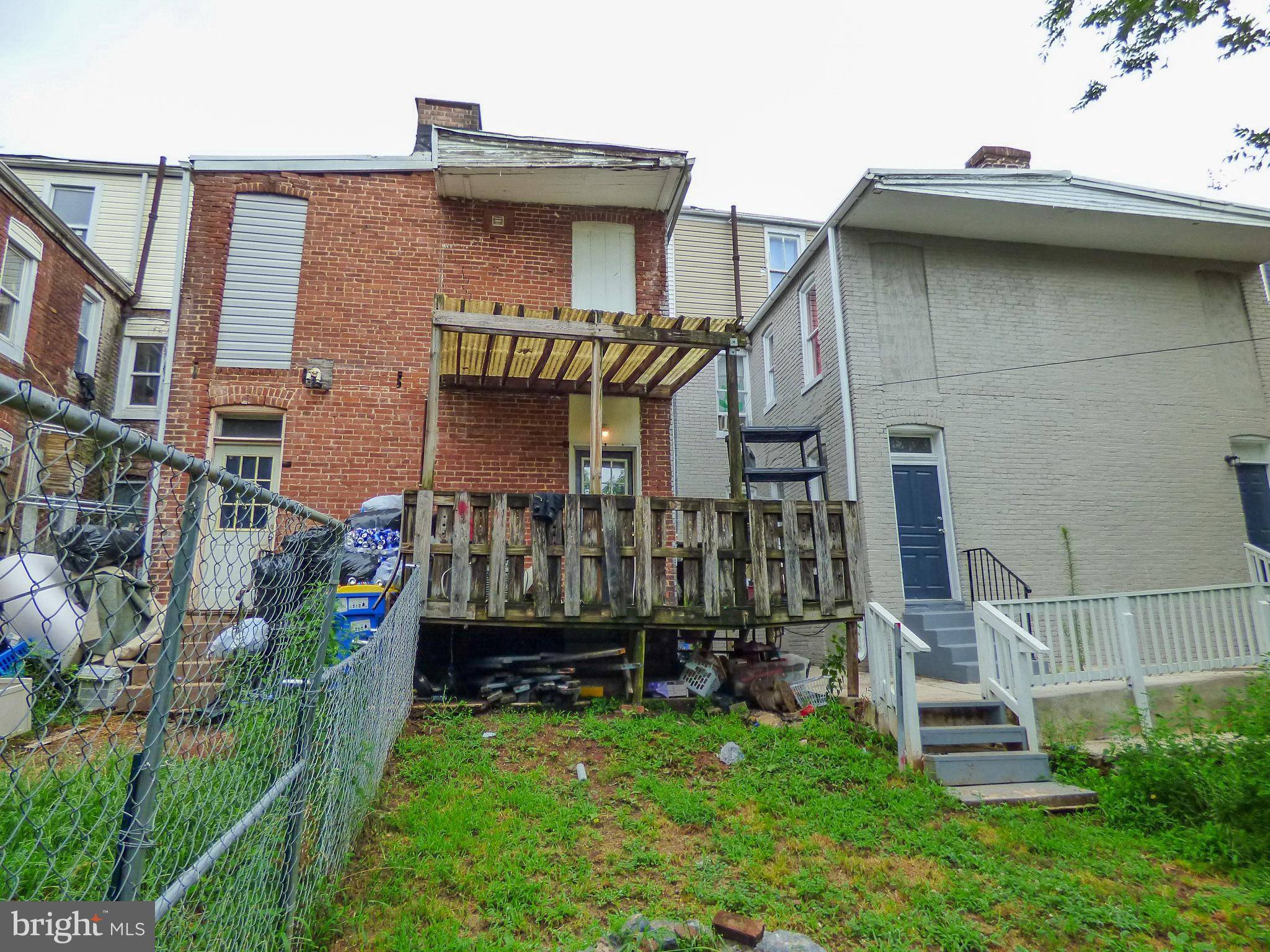 York, PA 17401,346 SMYSER ST