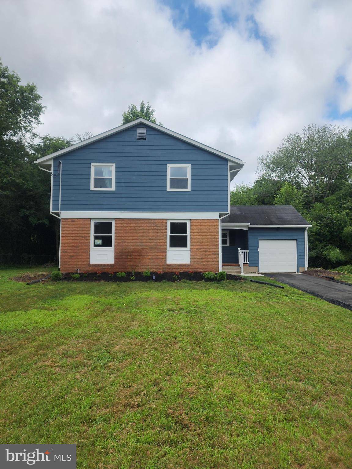 Princeton Junction, NJ 08550,206 HENDRICKSON DR