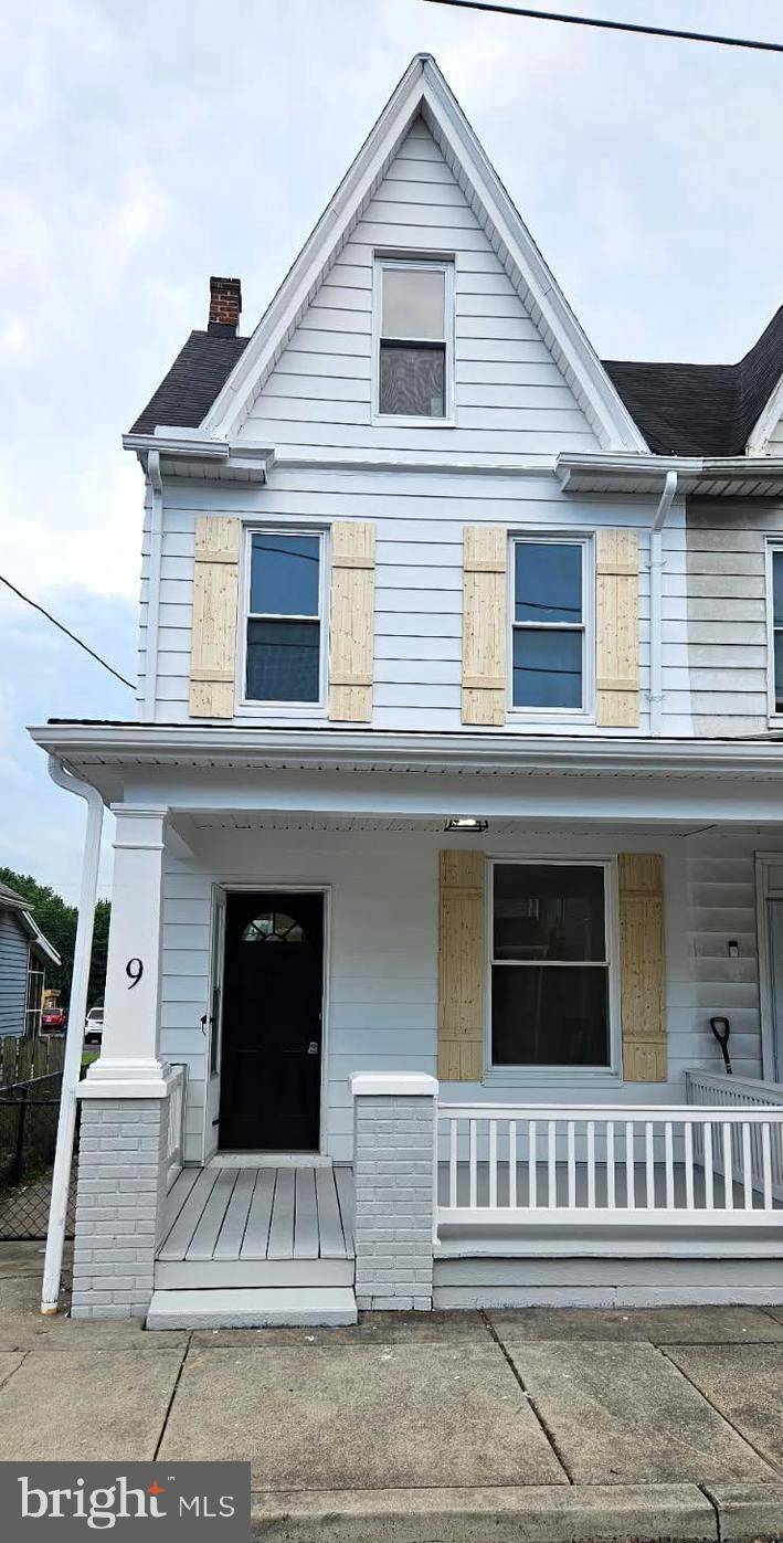 Highspire, PA 17034,9 JURY ST