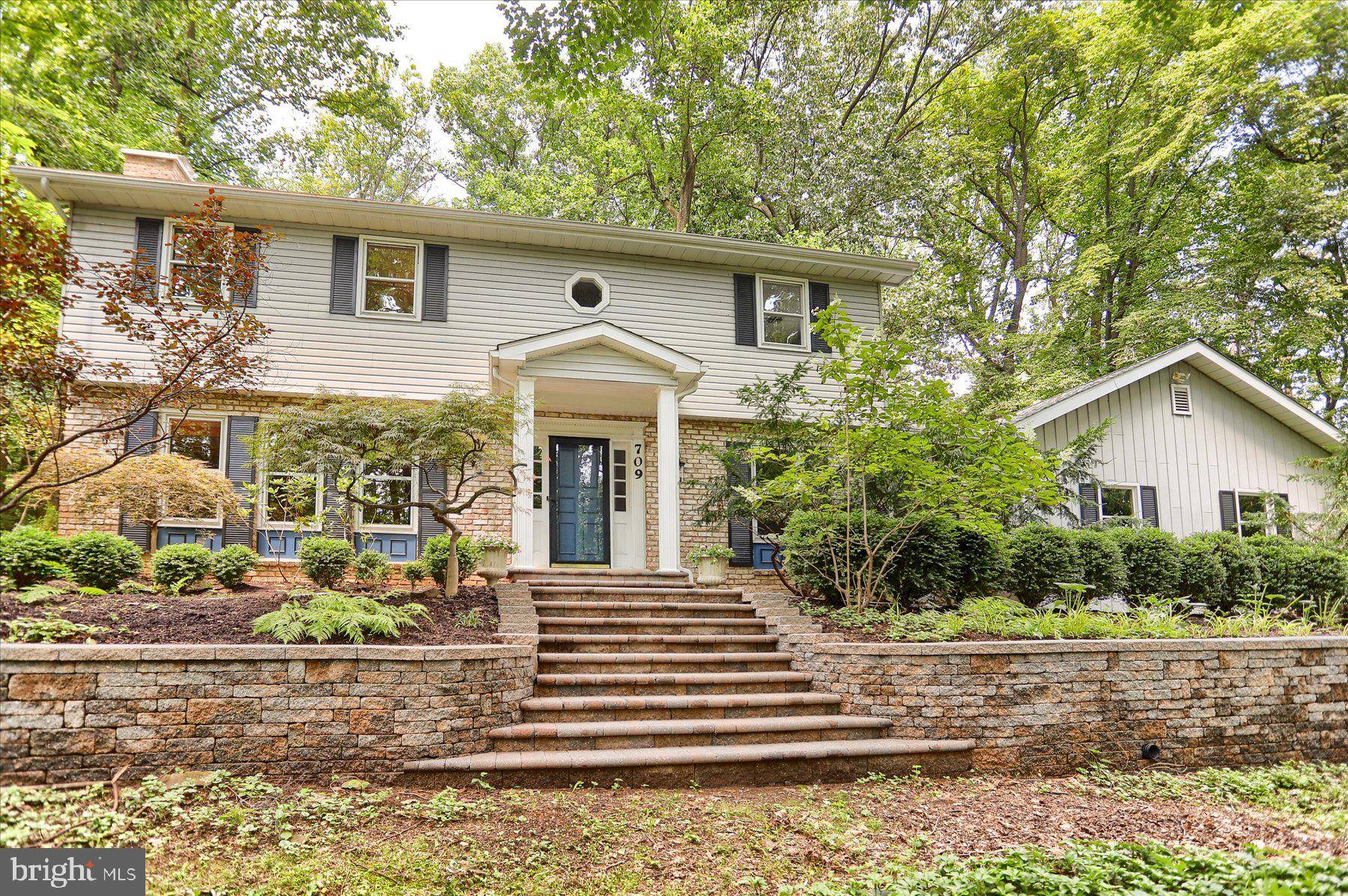 New Cumberland, PA 17070,709 FISHING CREEK RD