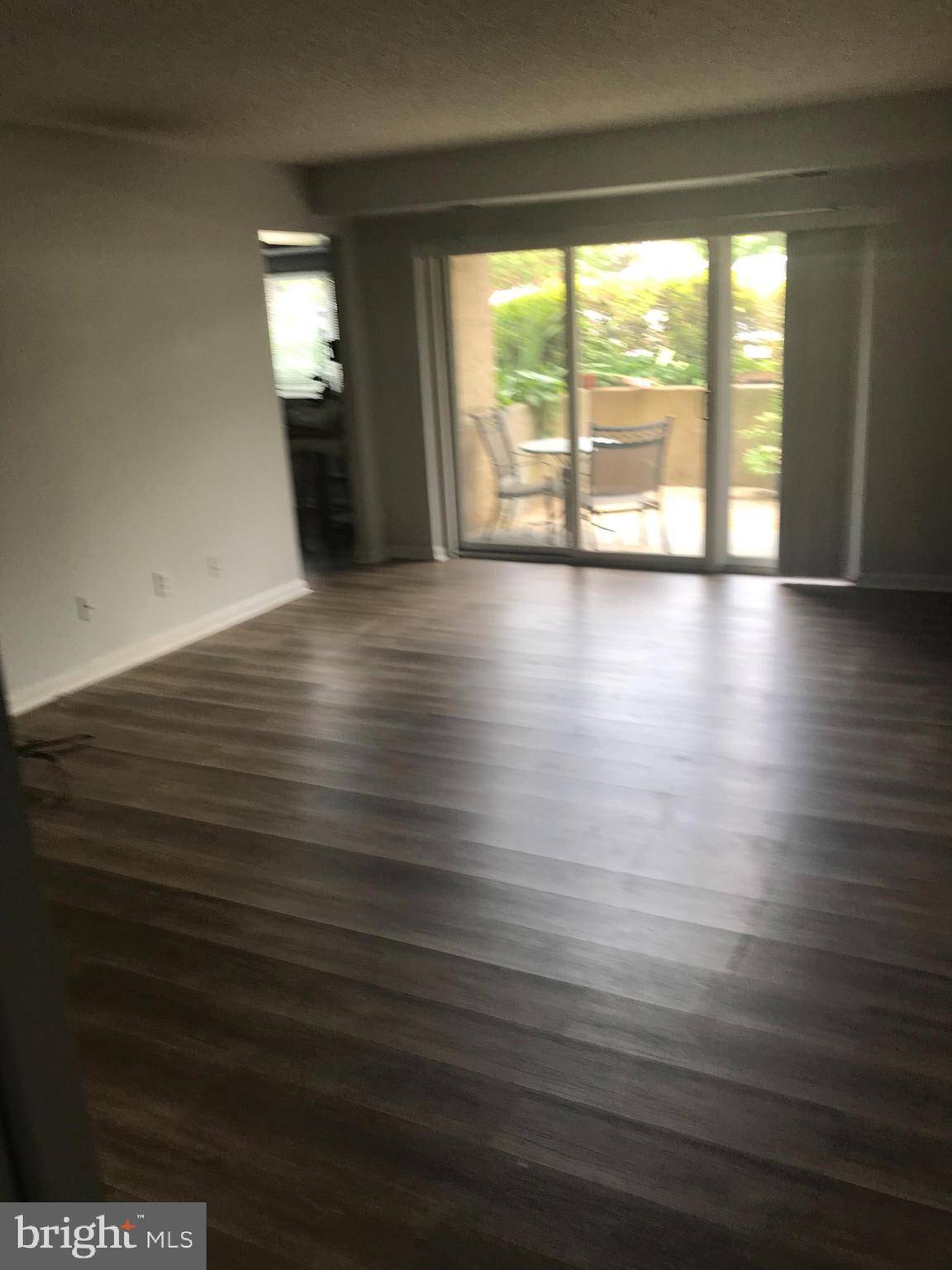 Oakton, VA 22124,10223 VALENTINO DR #7301
