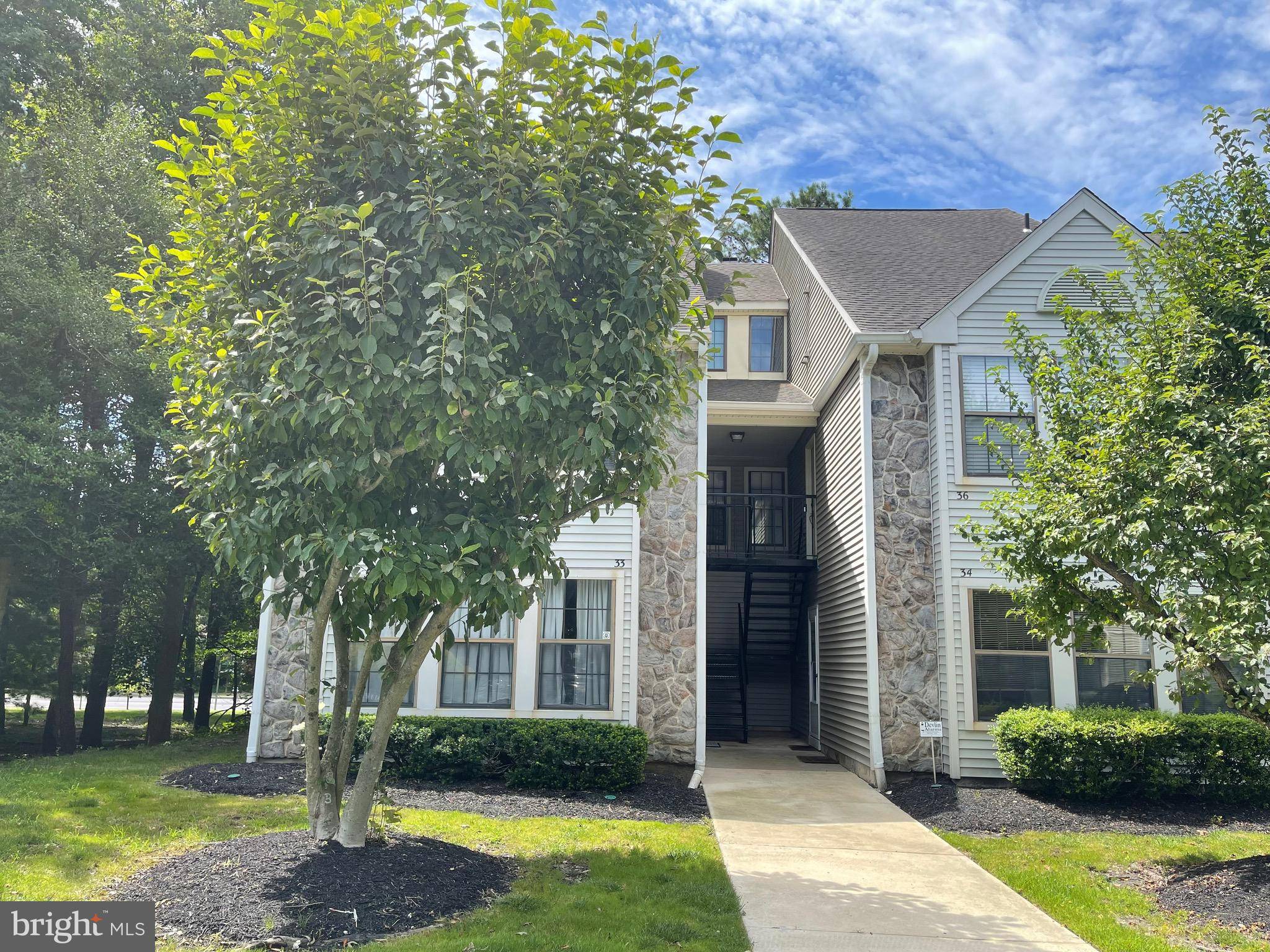 Marlton, NJ 08053,35 SUMMIT CT