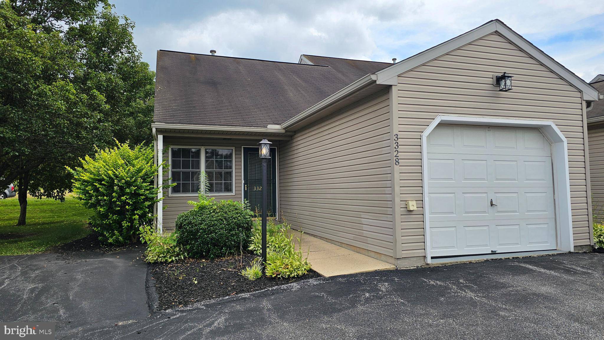 Dover, PA 17315,3328 HUB CT
