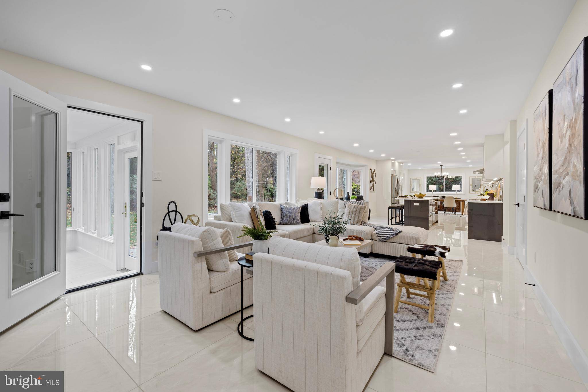 Mclean, VA 22102,8355 ALVORD ST