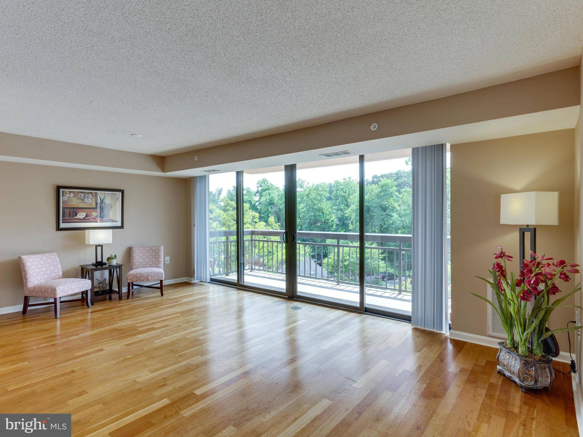 Falls Church, VA 22043,2230 GEORGE C MARSHALL DR #707