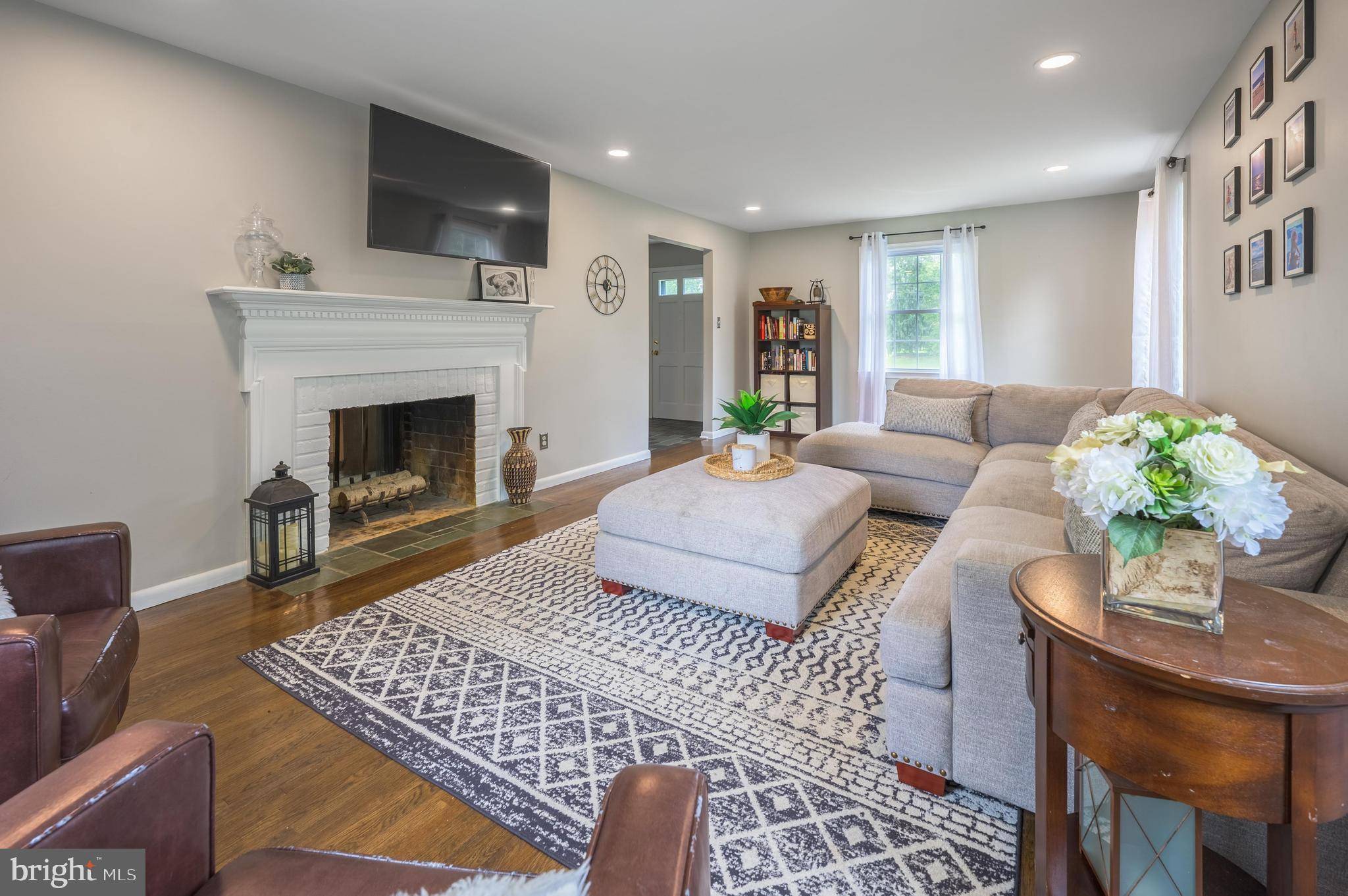 Moorestown, NJ 08057,177 RAMBLEWOOD RD