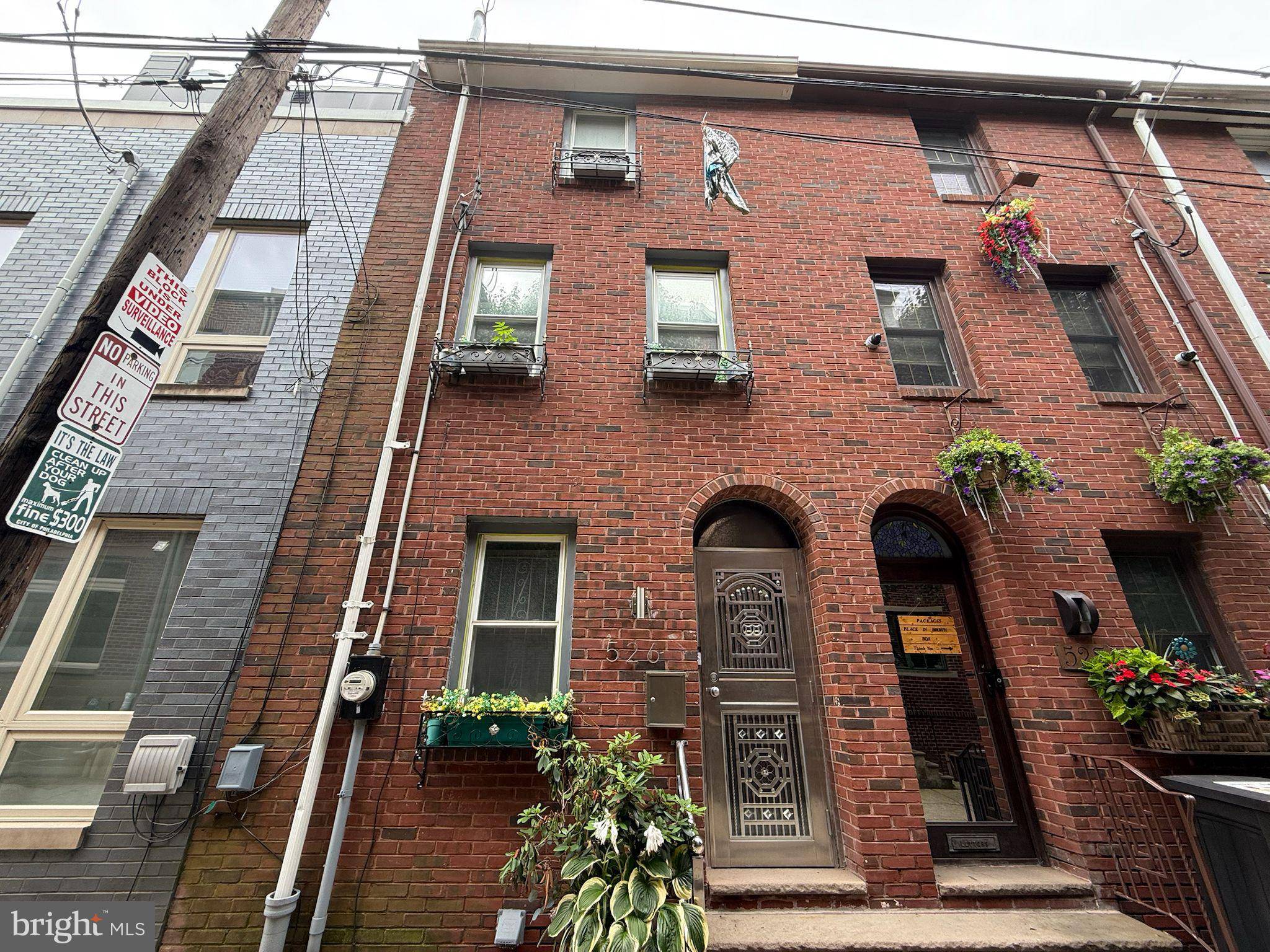 Philadelphia, PA 19147,526 MONTROSE ST