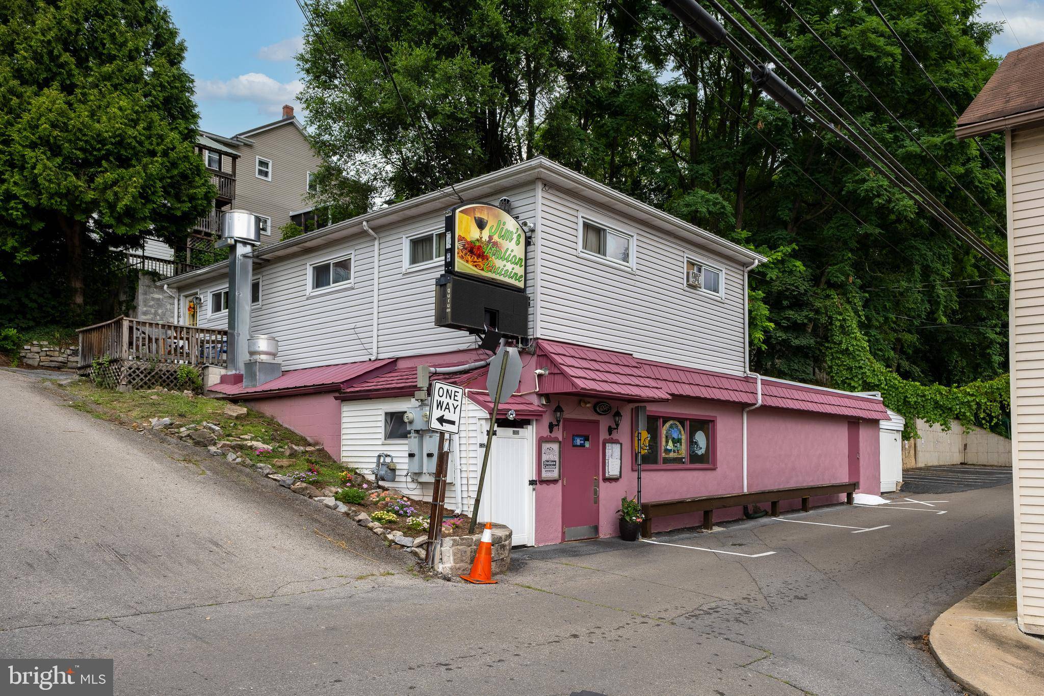 Bellefonte, PA 16823,116 S PENN ST