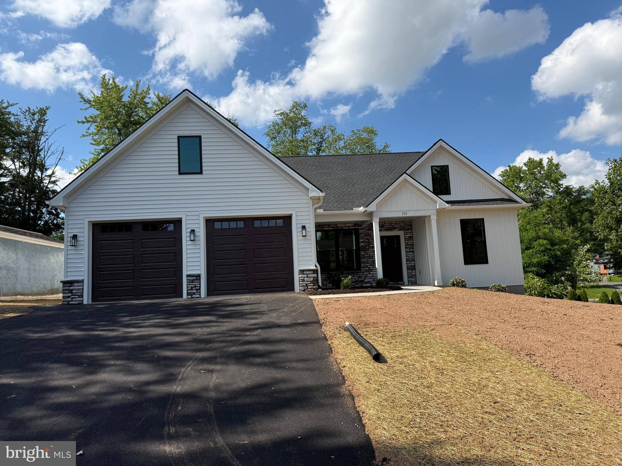 Elizabethtown, PA 17022,773 SCHWANGER RD
