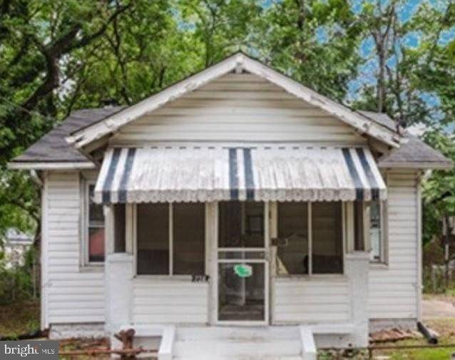 Washington, DC 20019,722 32ND ST SE